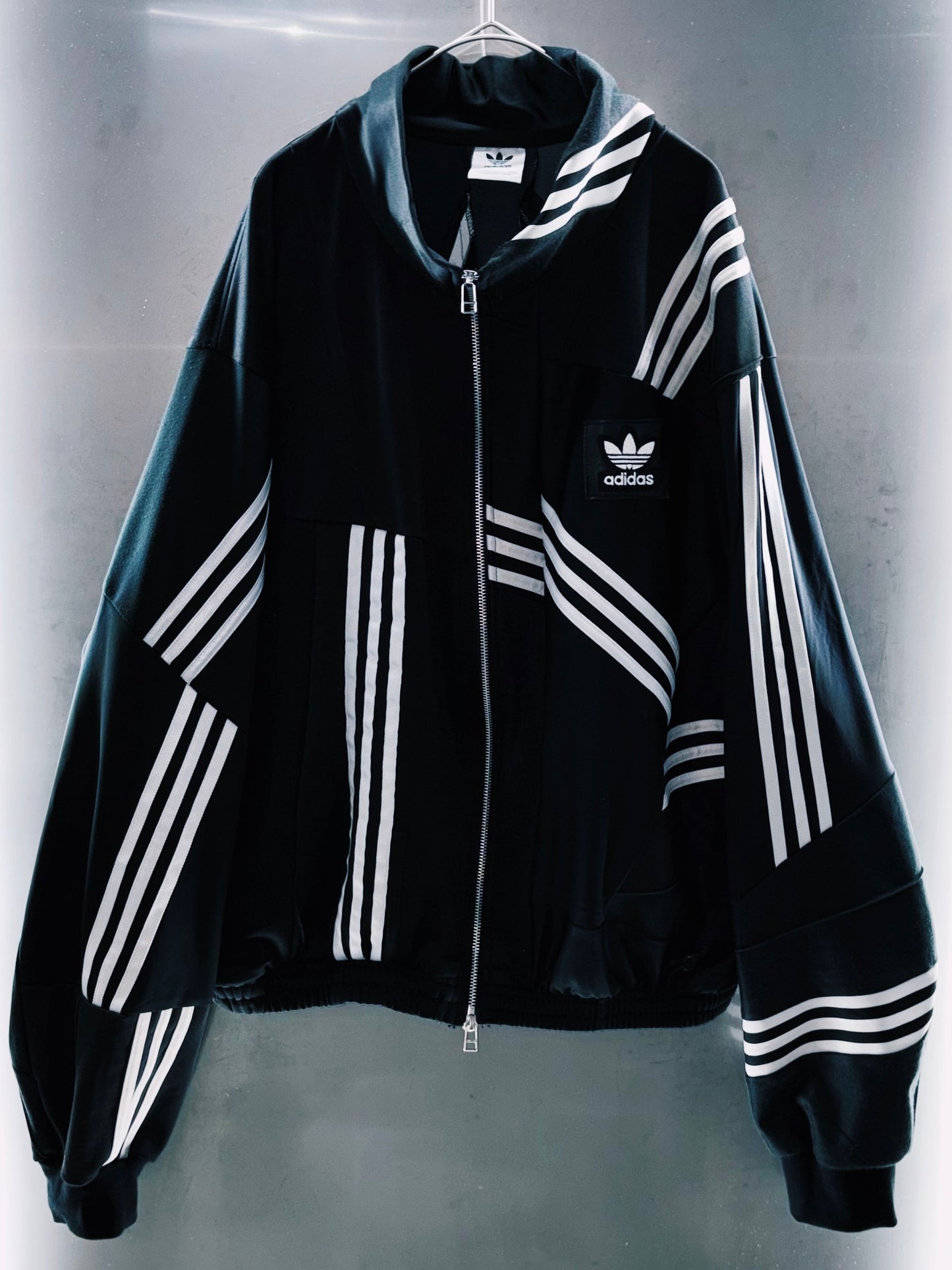 Special "original re:make" vintage patch work design High-neck track jacket
