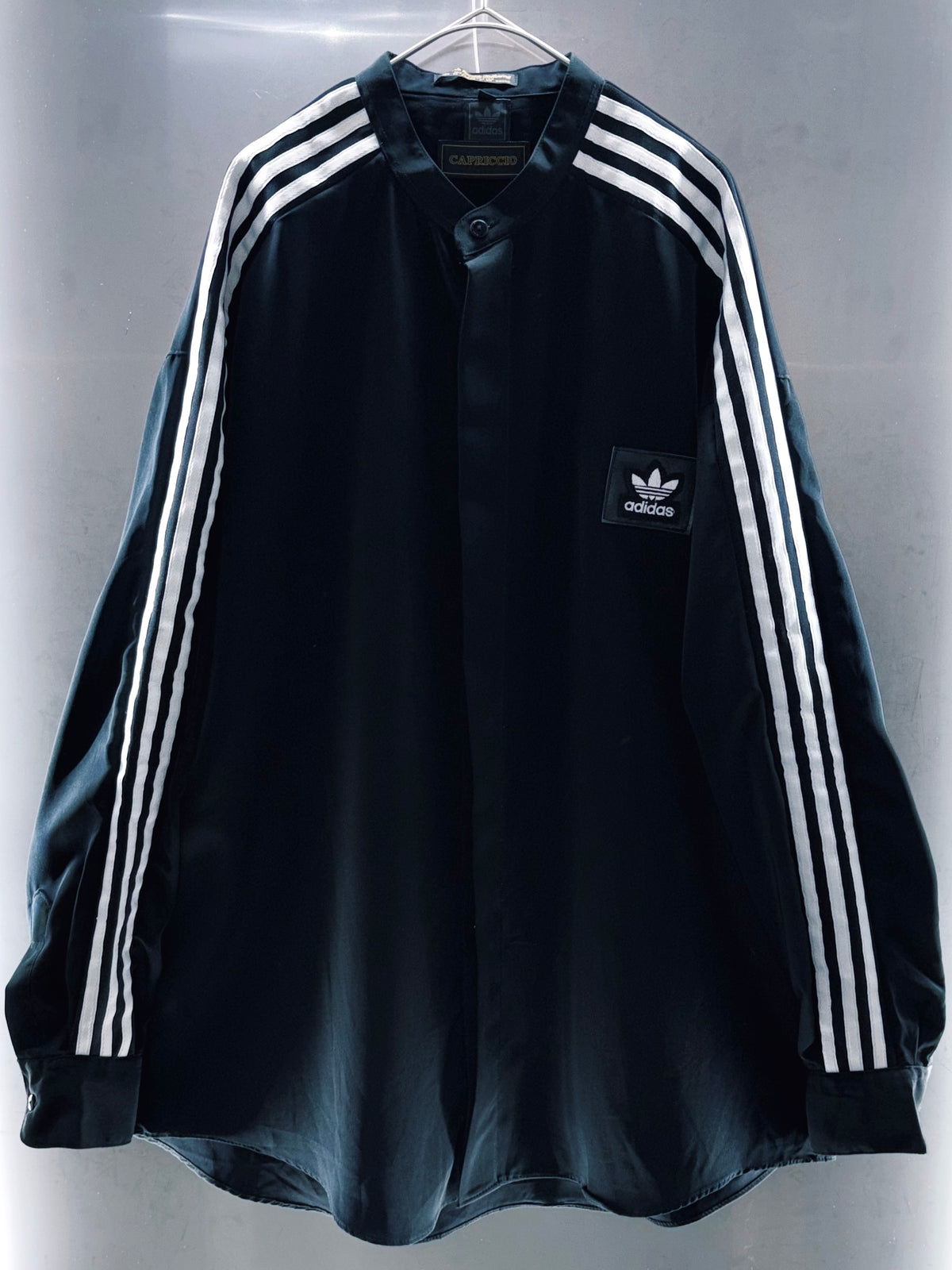 special "original re:meke" vintage
"adidas"× vintage loose shirt three strip edition