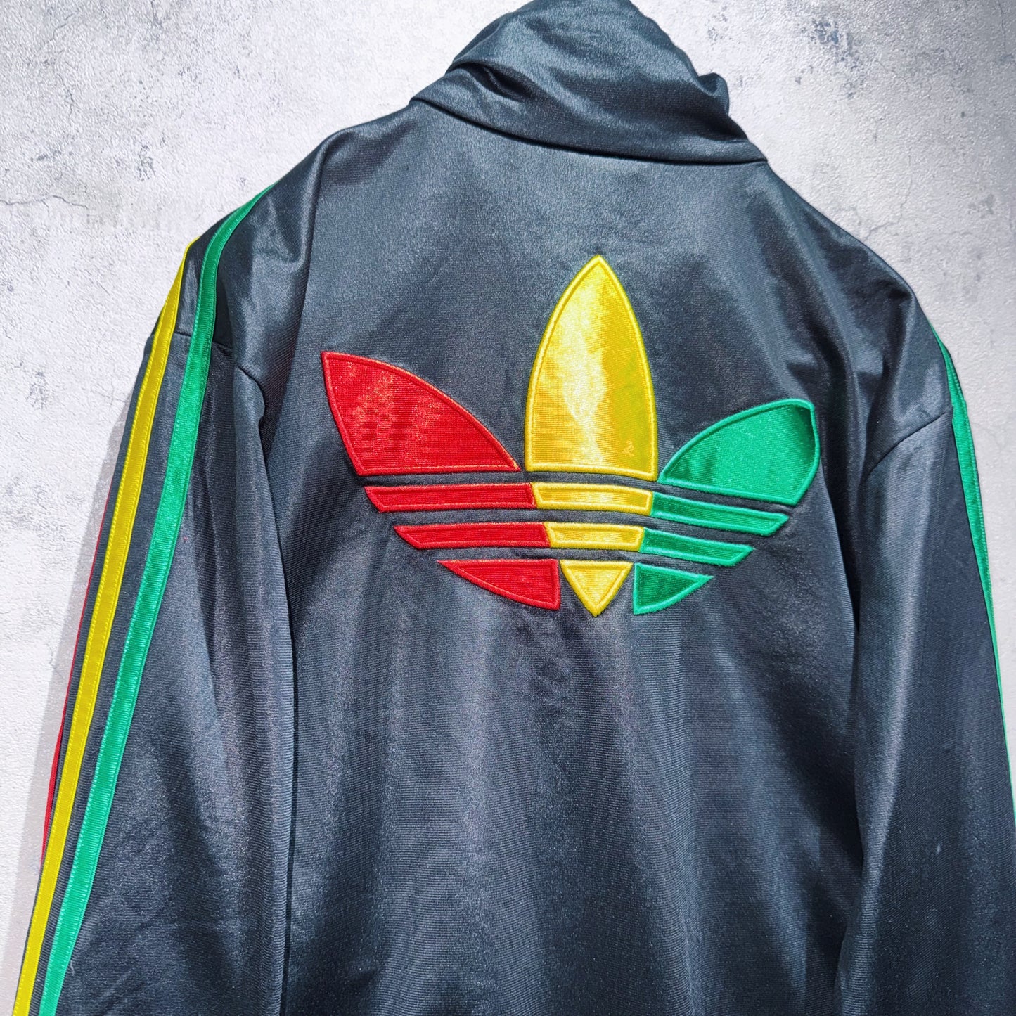 "ADIDAS Originals CHILE62”Trefoil design track jacket