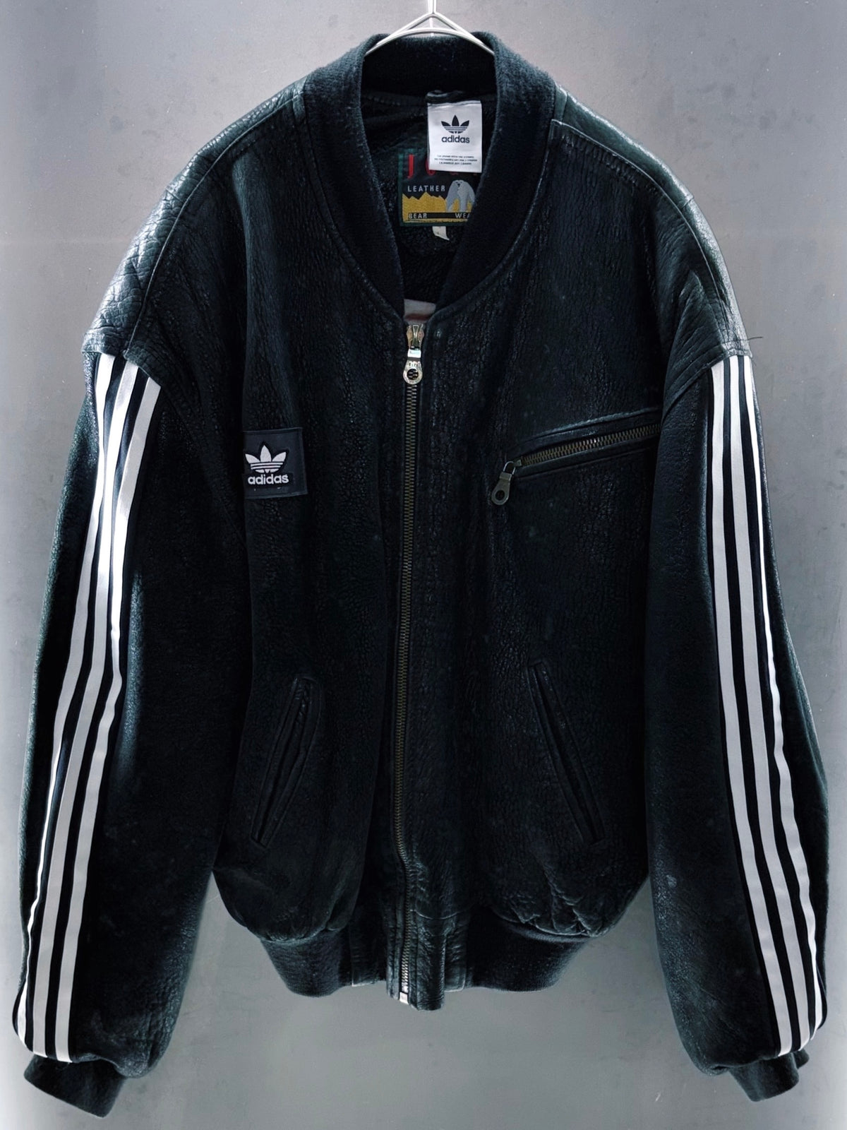 special "original re:meke" vintage
"adidas"× vintage bull leather jacket three strip edition