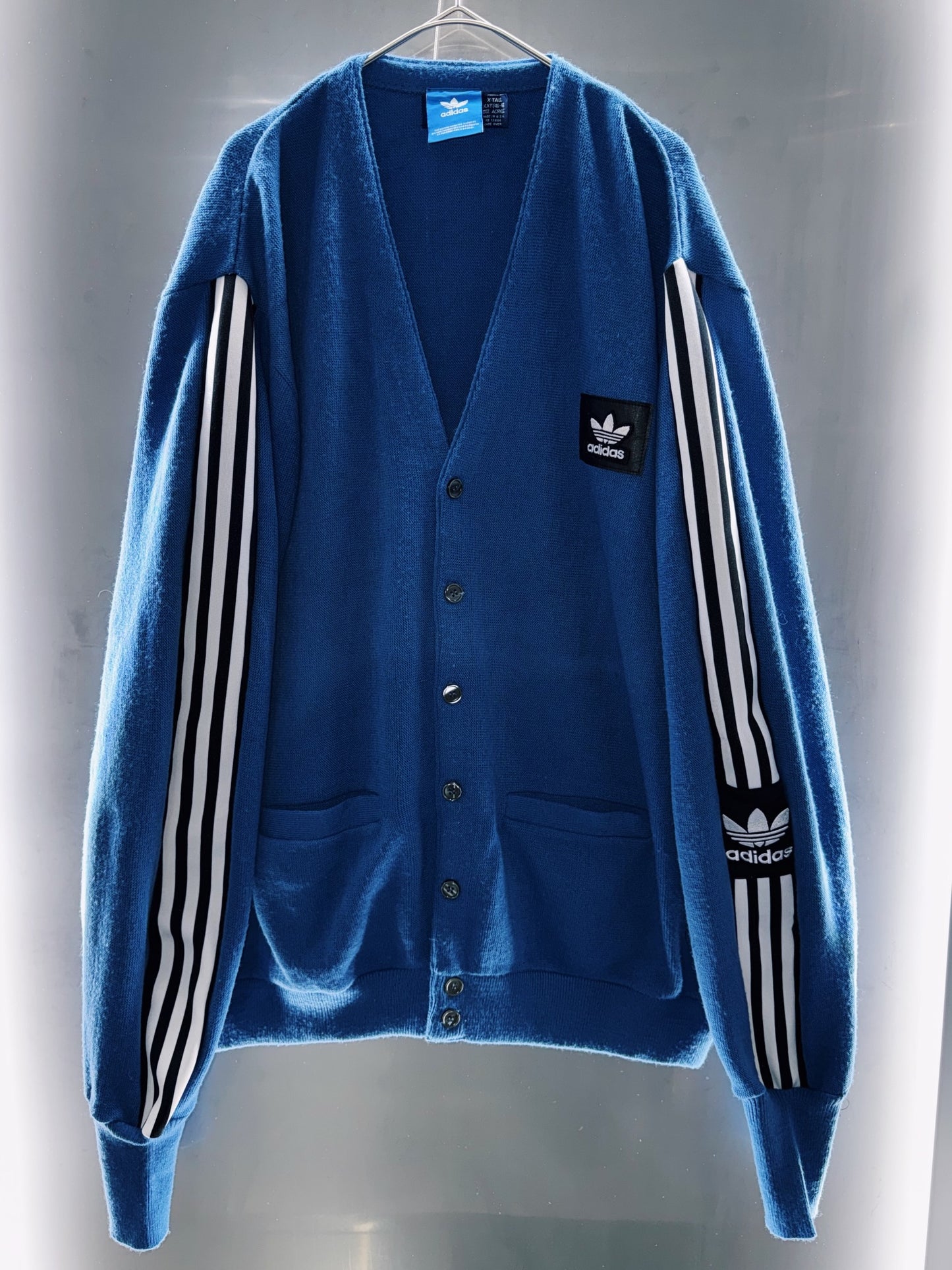 special "original re:meke" vintage
"adidas"× vintage cardigan three strip edition