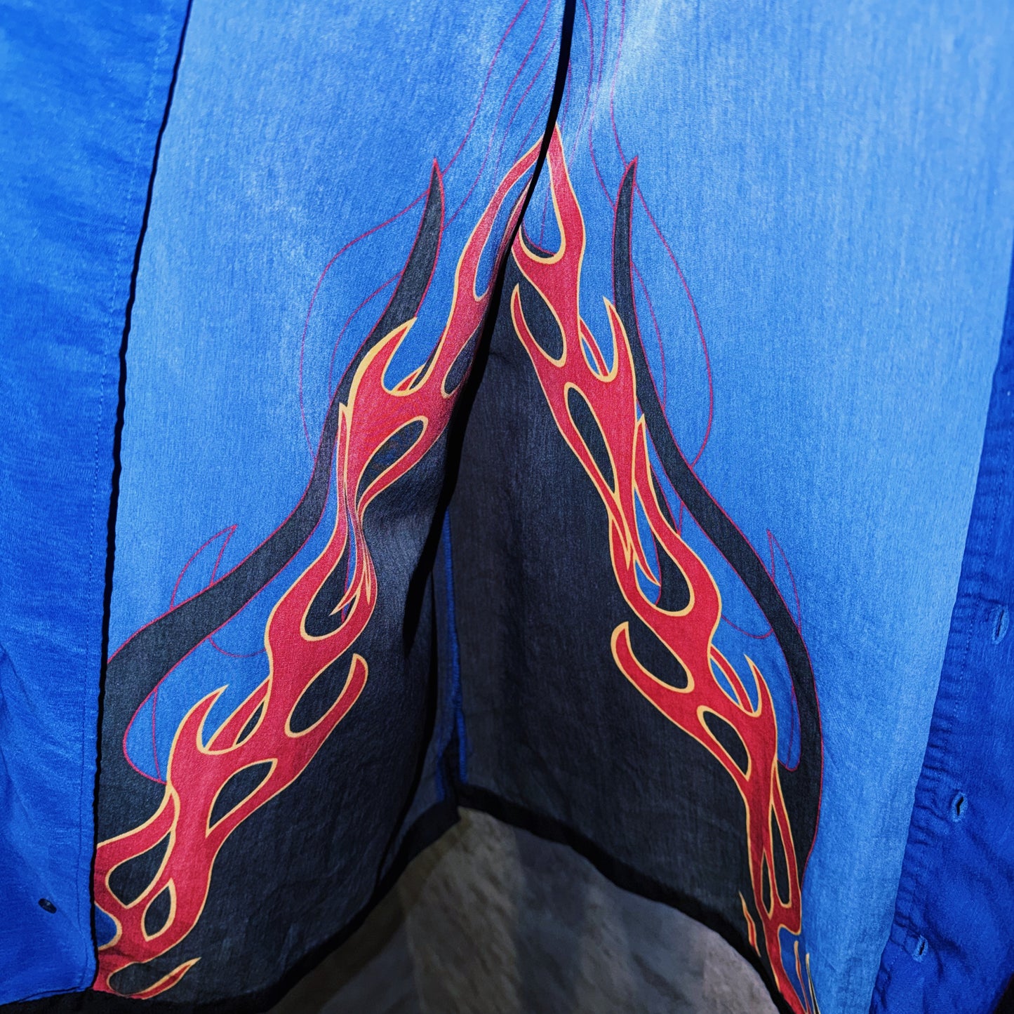 【doppio】vintage fire pattern print design open collar shirt