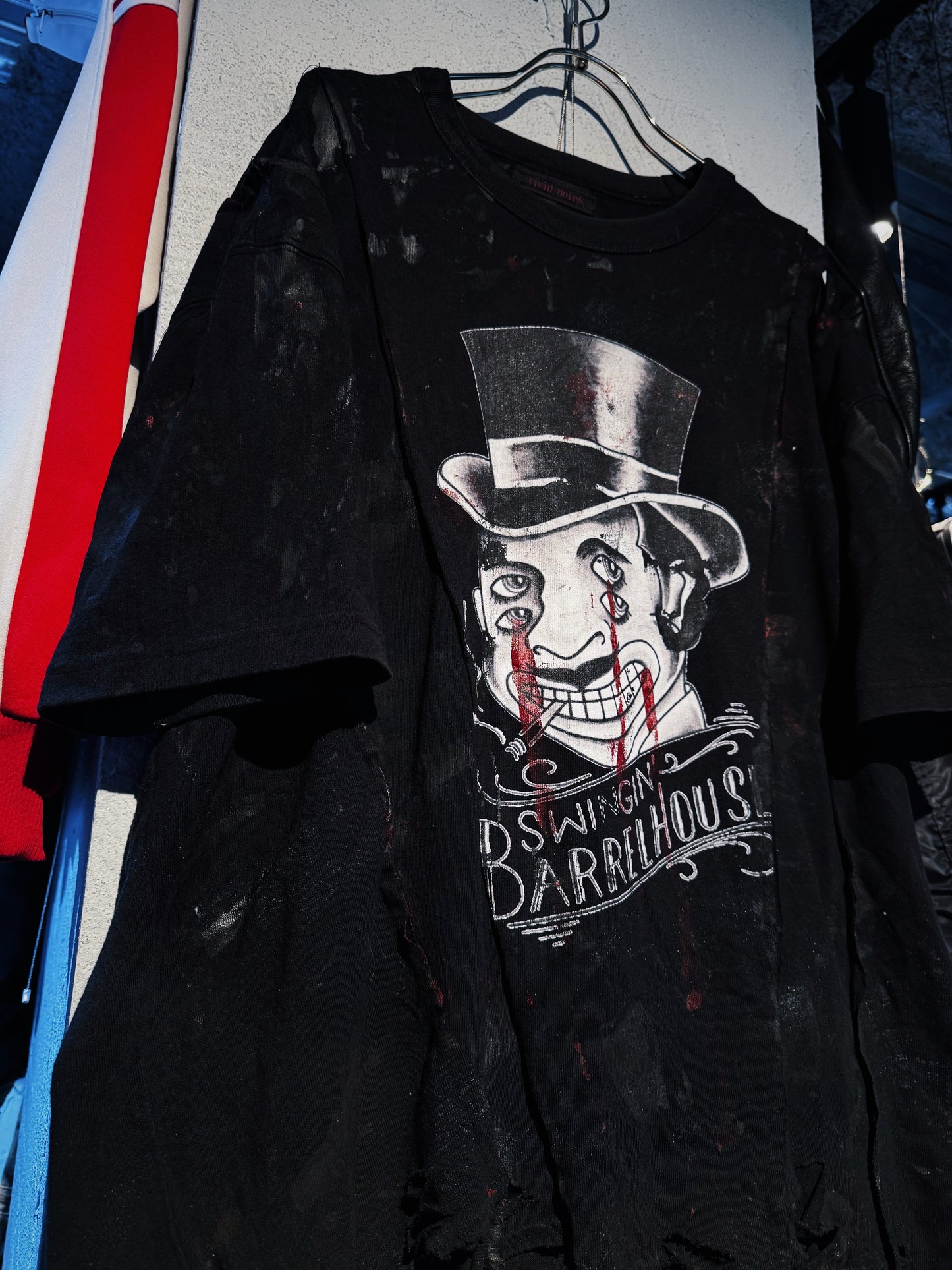 "vivid notes"graphic print coating design Layered T-shirt