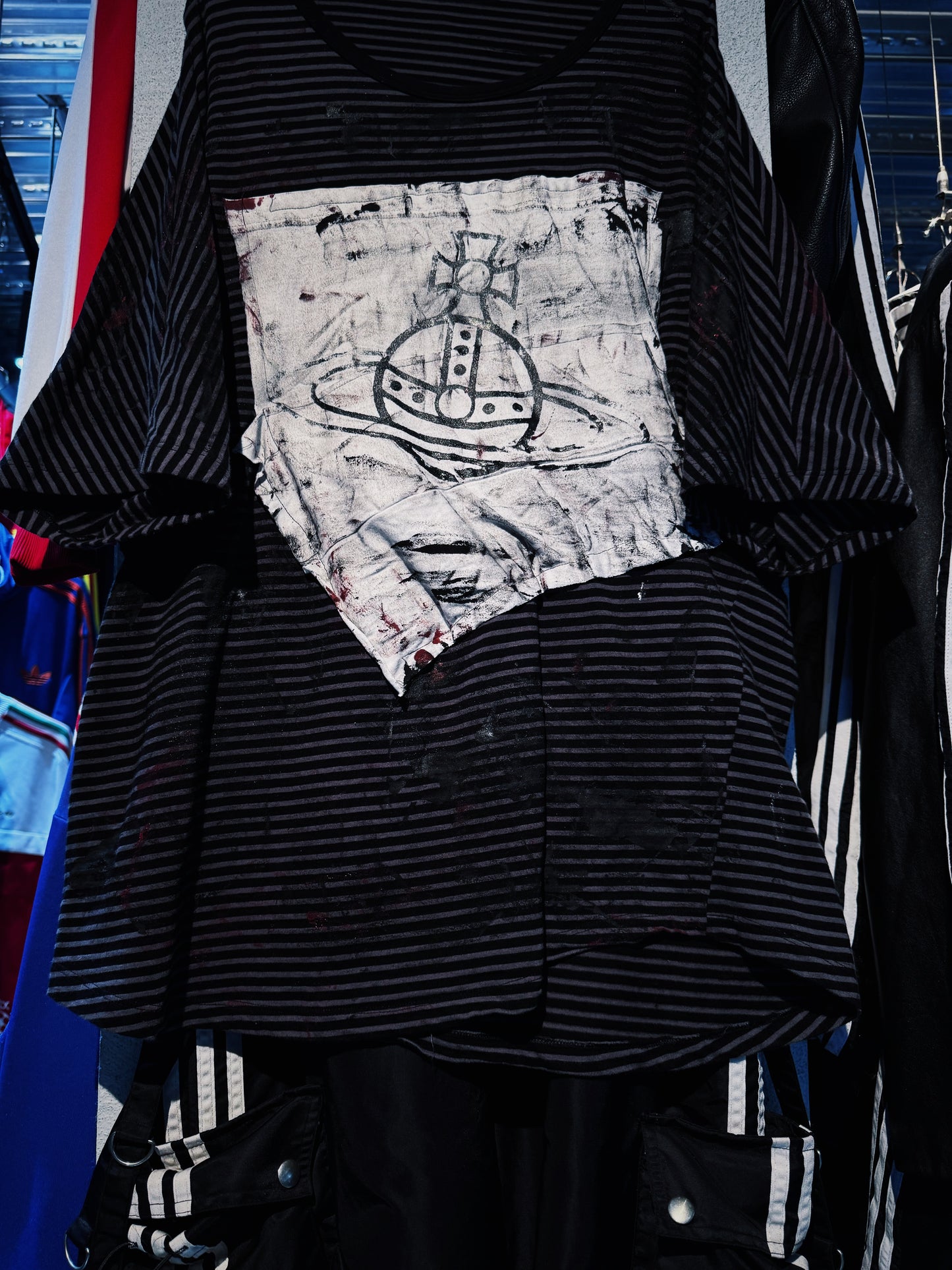 "vivid notes"The Anarchist's Layered Orbit T-shirt