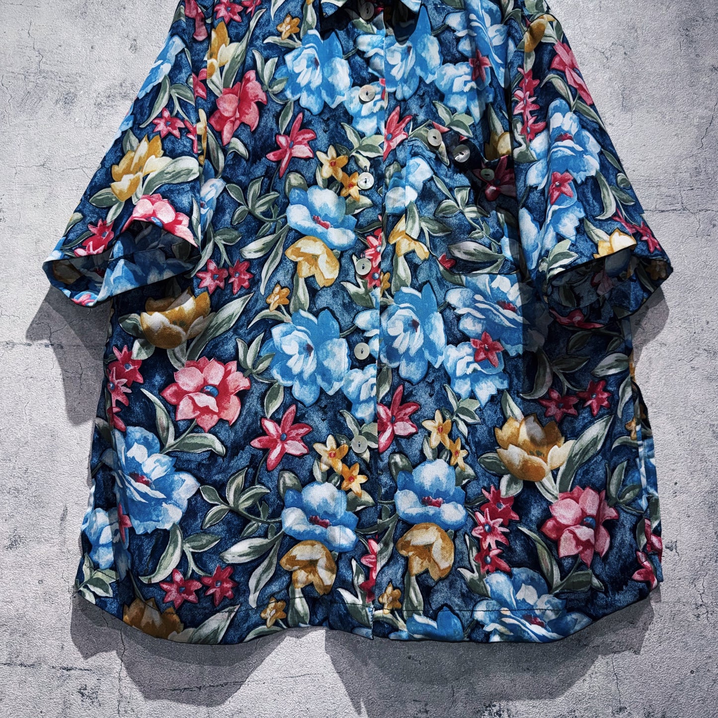 vintage Art flower pattern design short sleeve shirt