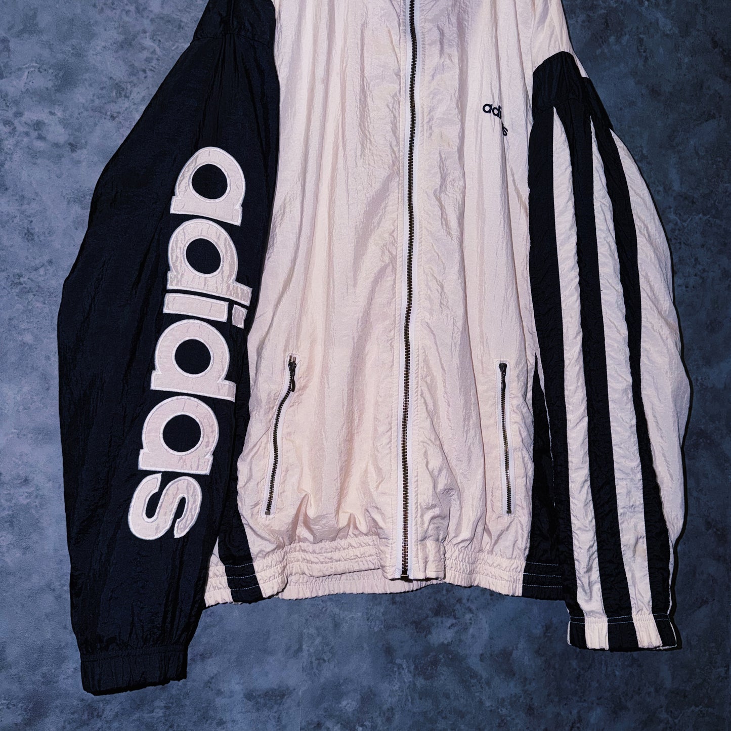 【doppio】90’s vintage “adidas” arm logo design Nylon jacket