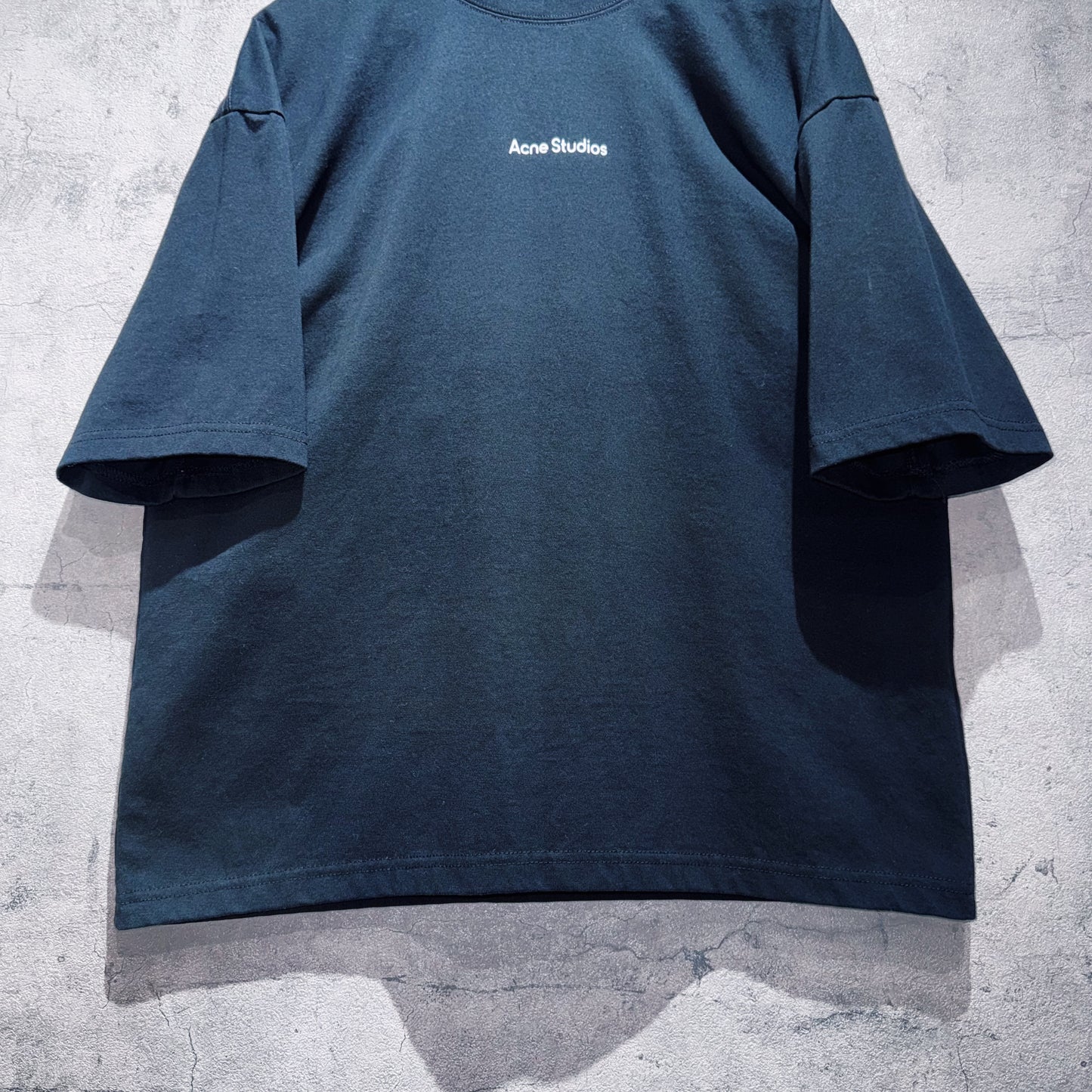 "Acne Studios"logo graphic print design T shirt