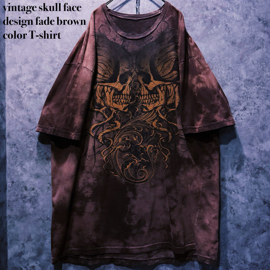 【doppio】vintage skull face design fade brown color T-shirt