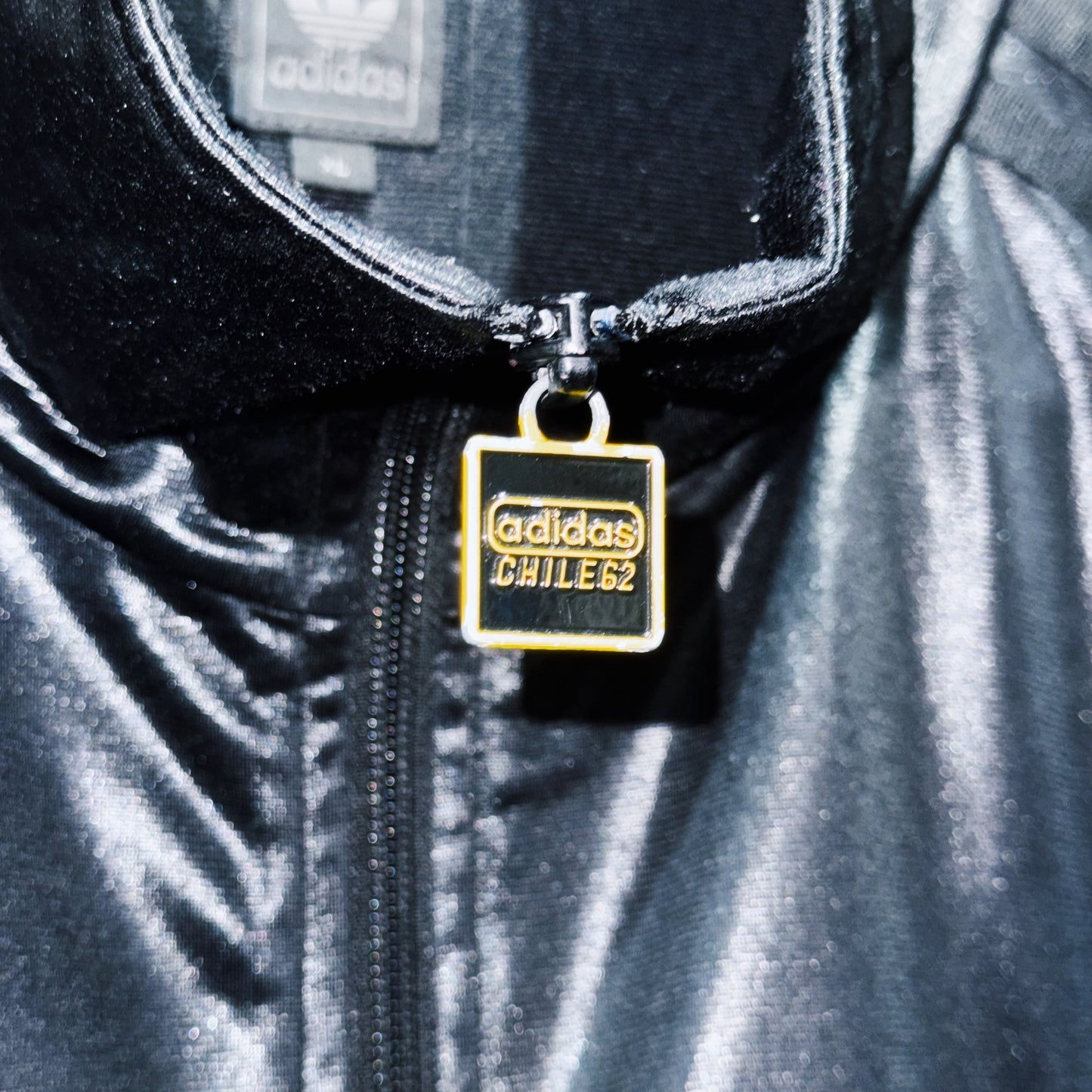"ADIDAS Originals CHILE62”Trefoil design track jacket