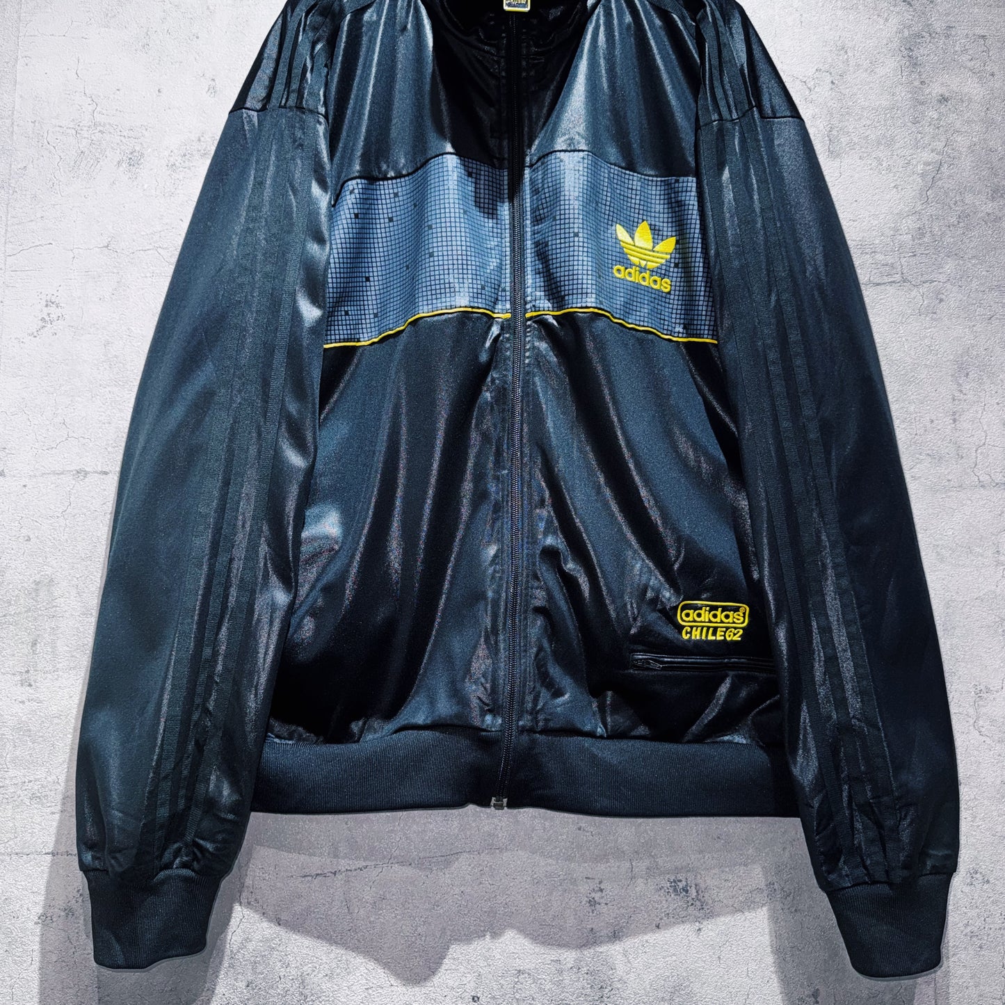 "ADIDAS Originals CHILE62”Trefoil design track jacket