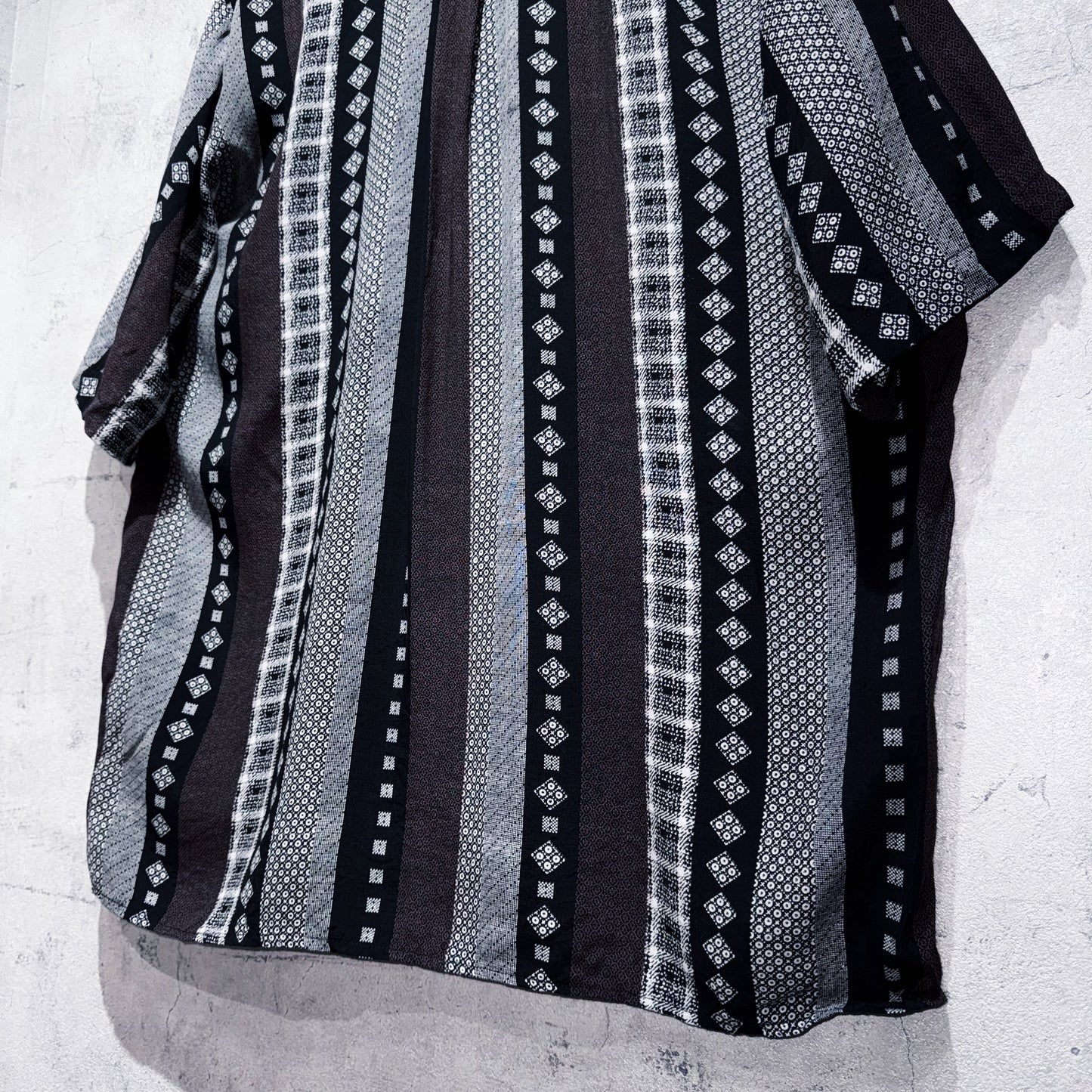 "VERSACE"switching pattern design short sleeve shirt