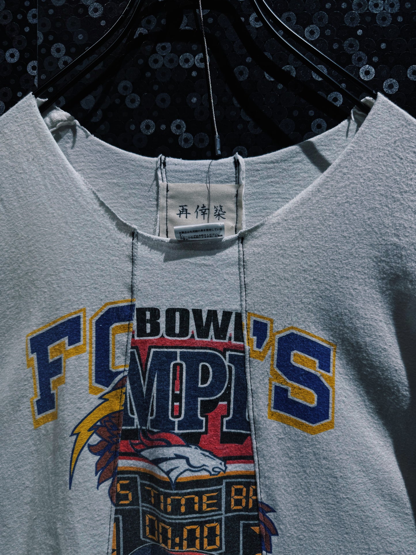 【ÆIEM】再倖築 “Split Championship” Docking No Sleeve T-shirt