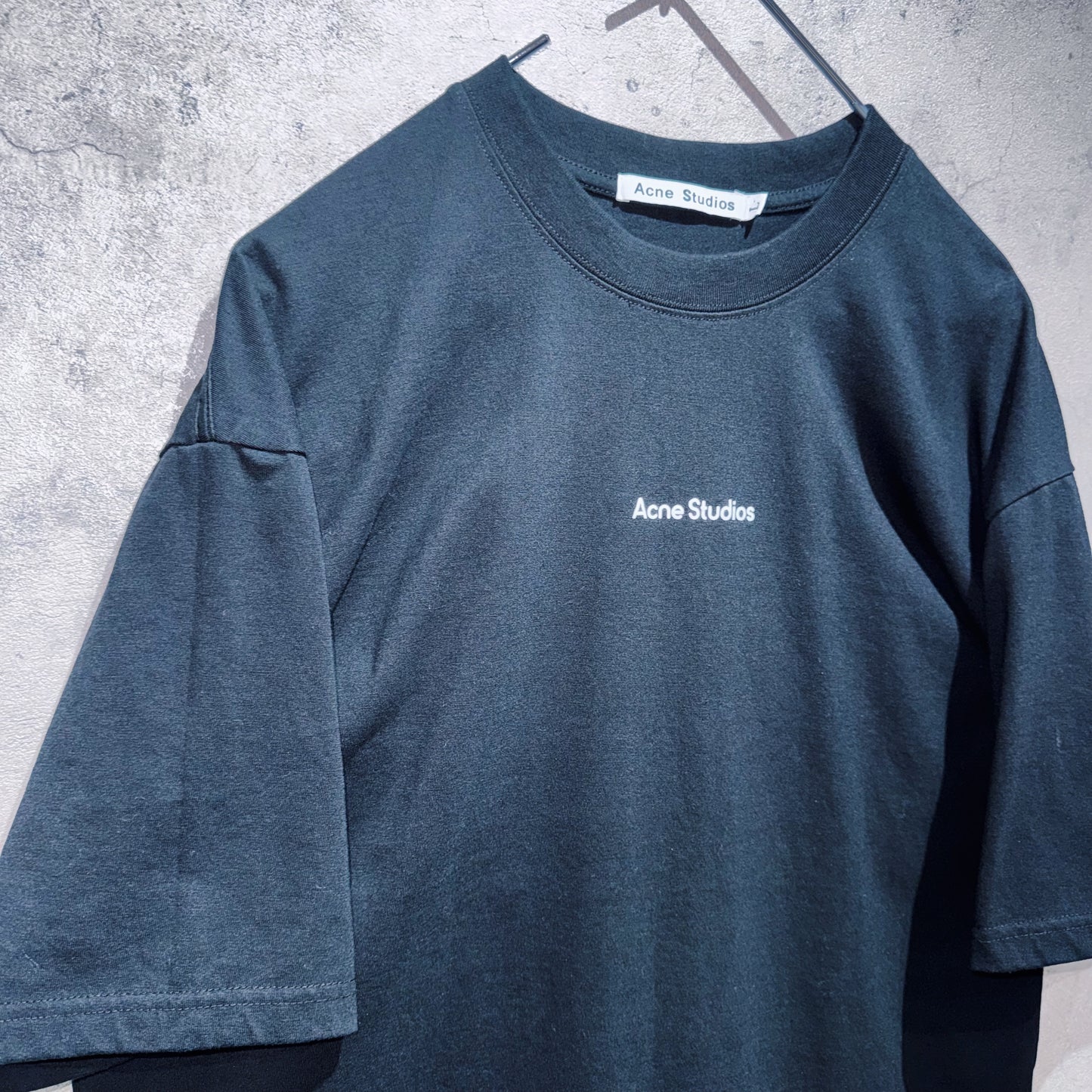 "Acne Studios"logo graphic print design T shirt