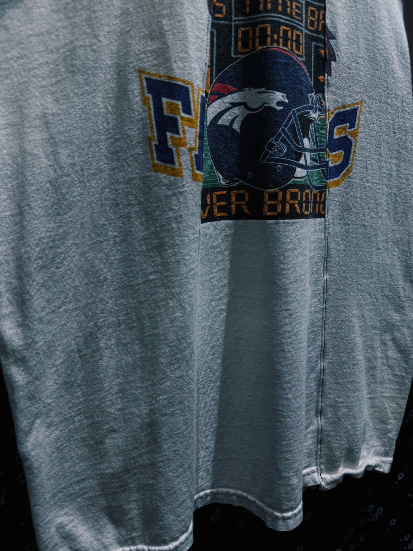 【ÆIEM】再倖築 “Split Championship” Docking No Sleeve T-shirt