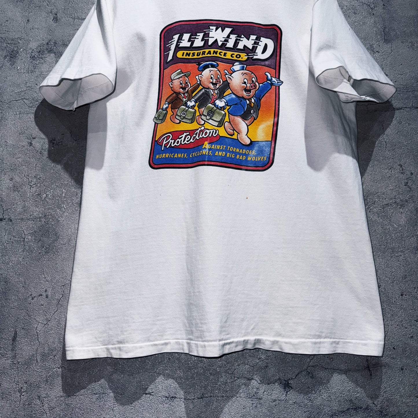 "The Three Little Pigs"ILL WIND INSURANCE co. graphic print design T shirt