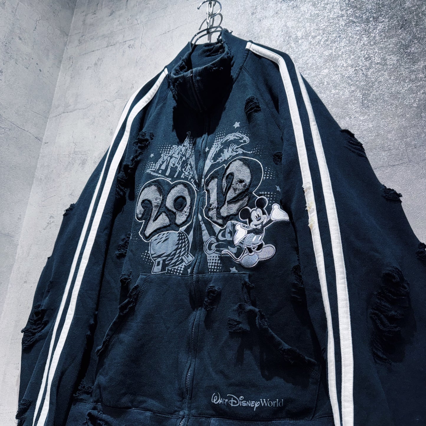 2012"Disney"WDW graphic design boro custom track jacket