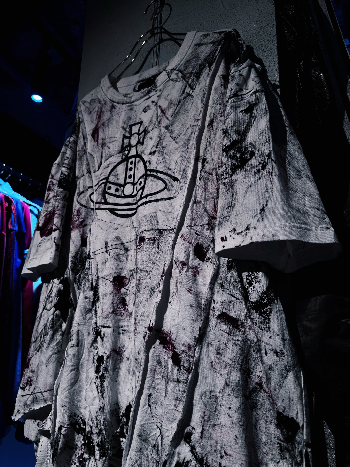 "vivid notes"The Anarchist's Layered Orbit T-shirt