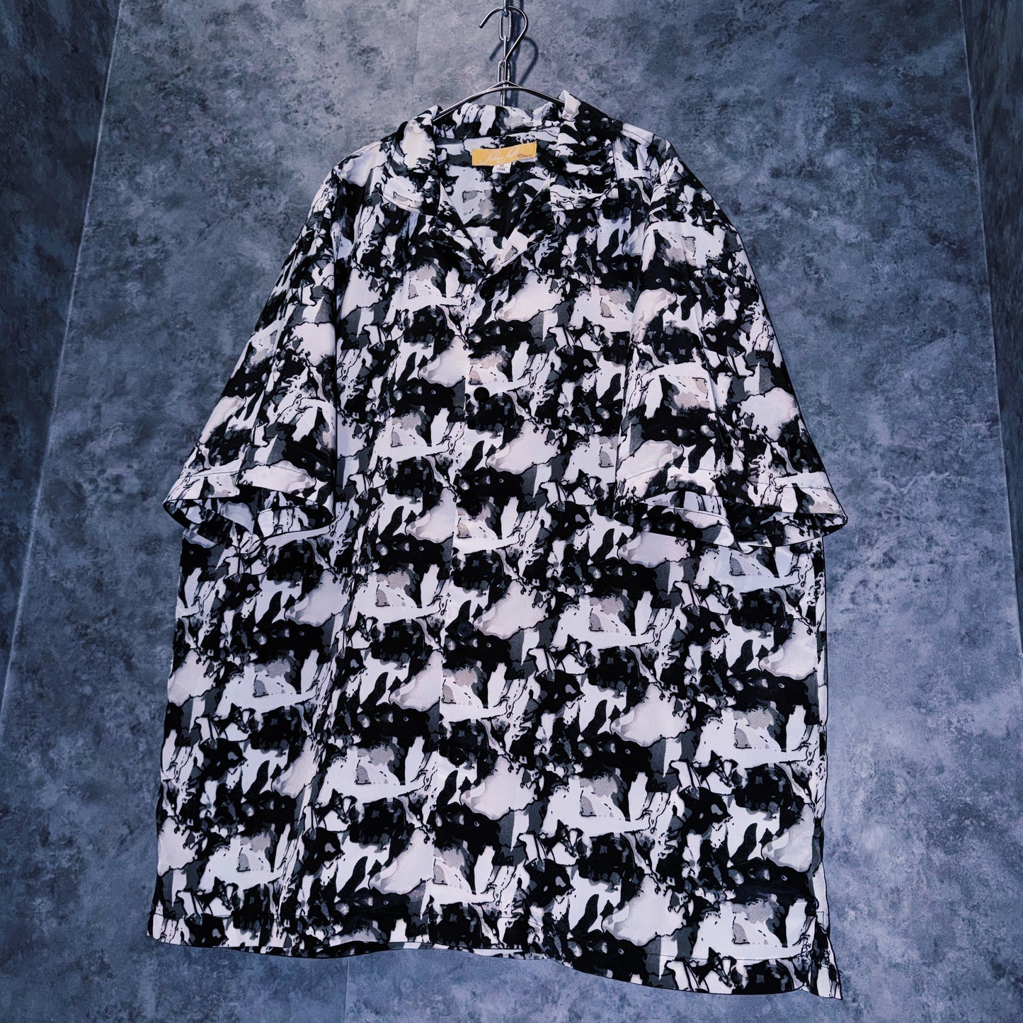 【doppio】vintage graphic print design open collar shirt