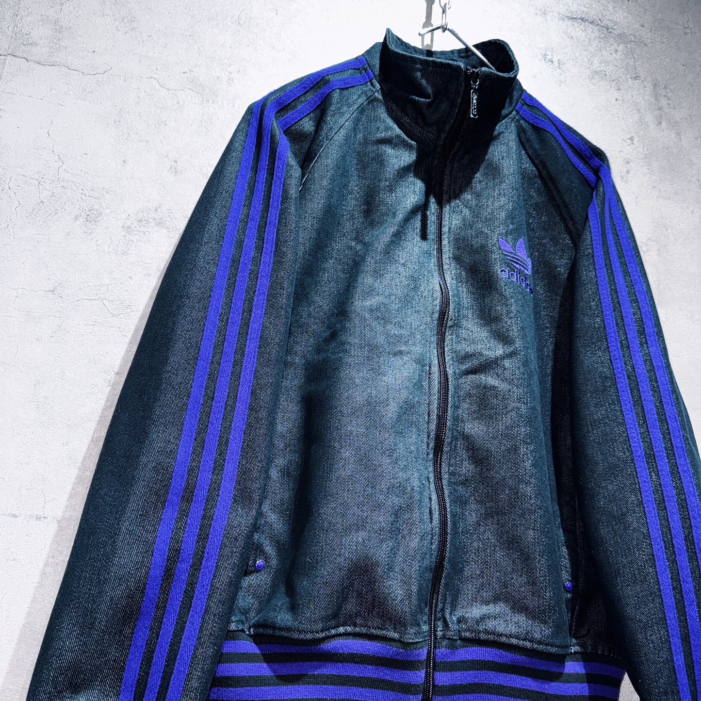 special"ADIDAS"denim material stand neck track jacket
