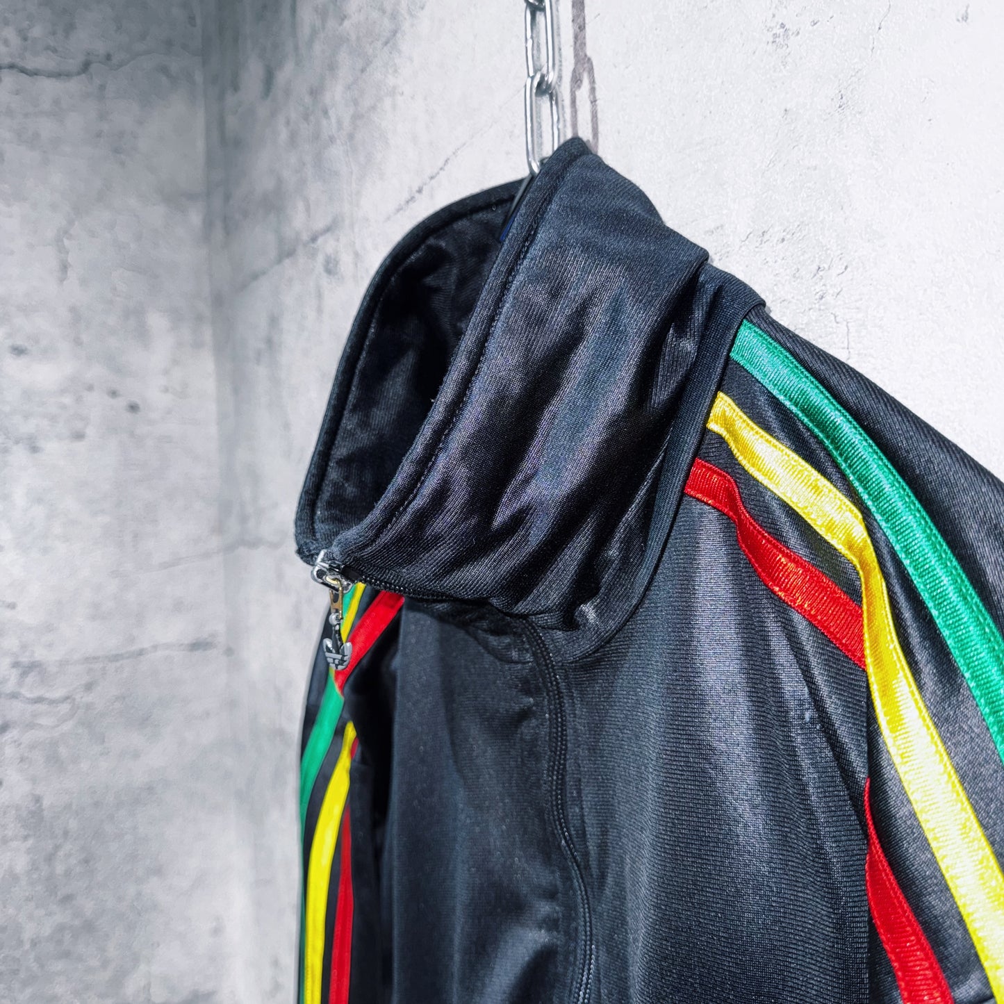 "ADIDAS Originals CHILE62”Trefoil design track jacket