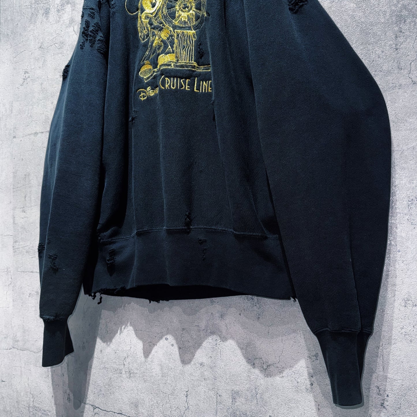 00's"Disney CRUISE LINE"embroidery design boro custom sweat