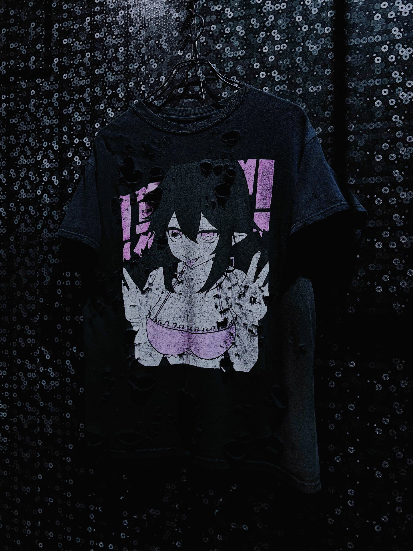 【ÆIEM】original “boro” remake Succubus Girl Graphic T-shirt