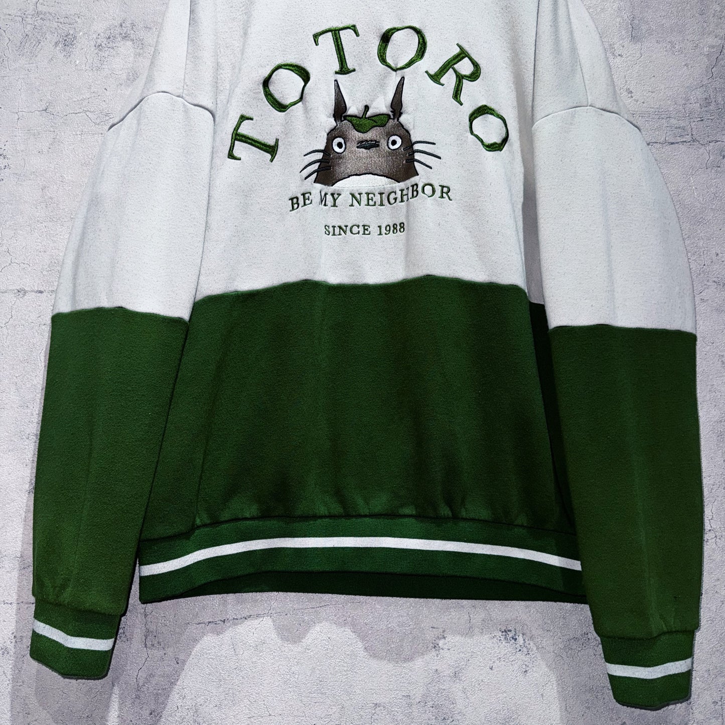 Studio Ghibli"My Neighbor Totoro"embroidery design pullover sweat