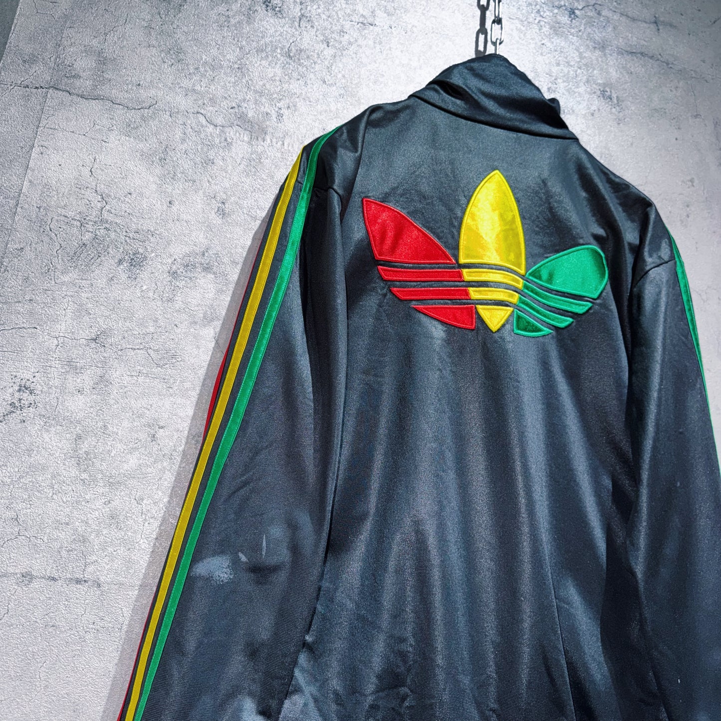 "ADIDAS Originals CHILE62”Trefoil design track jacket