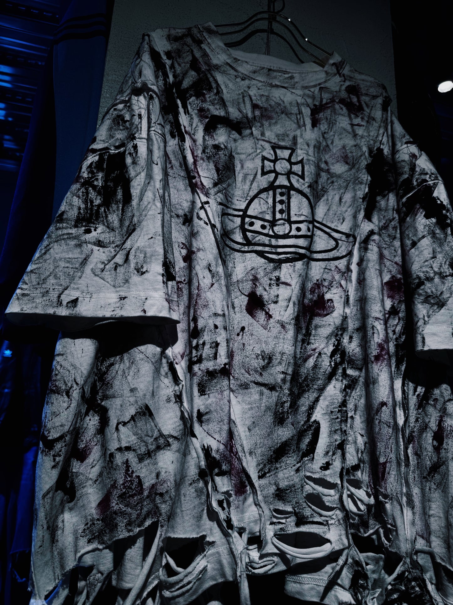 "vivid notes"The Anarchist's Layered Orbit T-shirt