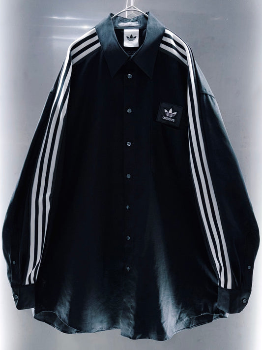 special "original re:meke" vintage
"adidas"× vintage loose shirt three strip edition