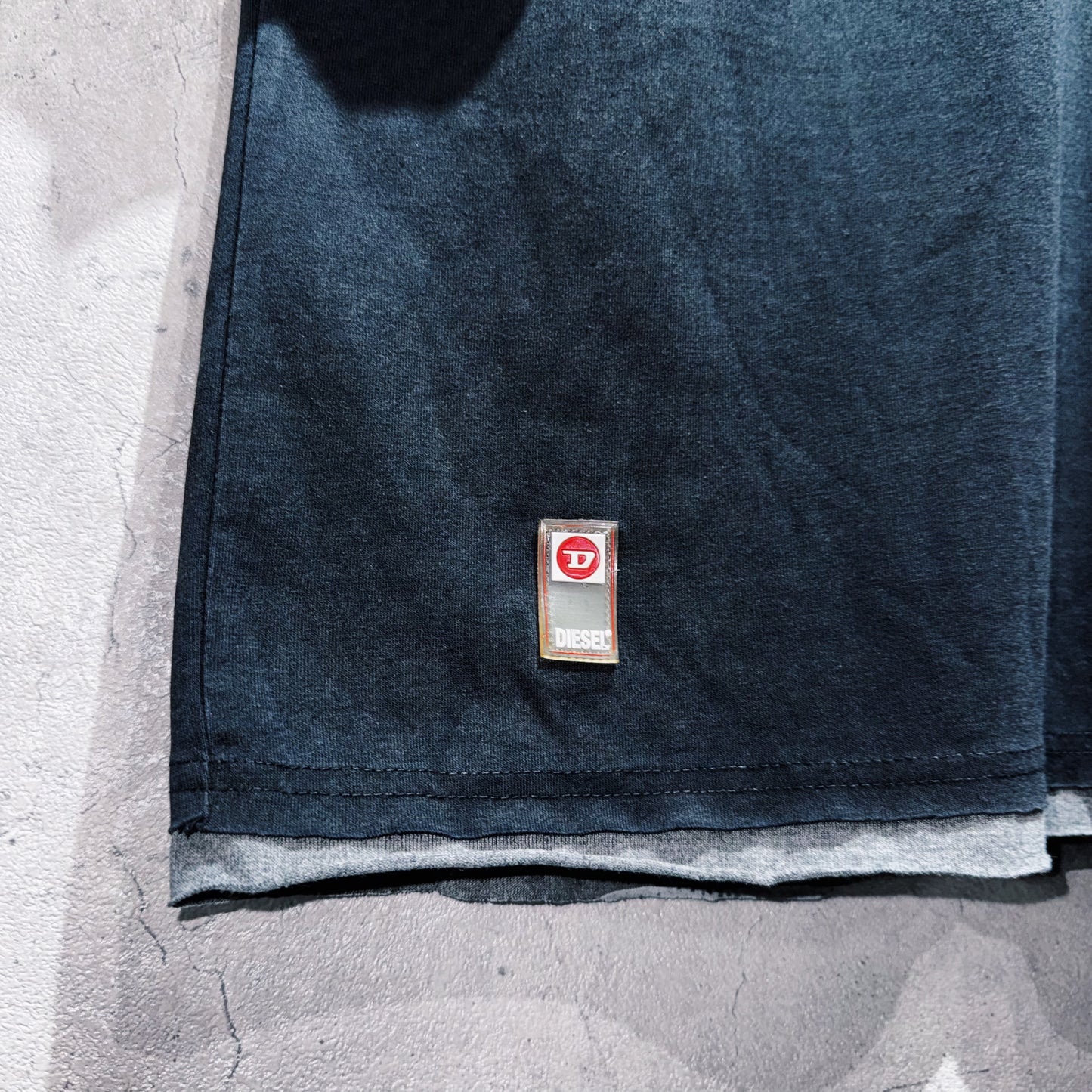 "DIESEL"coating like design box silhouette T shirt