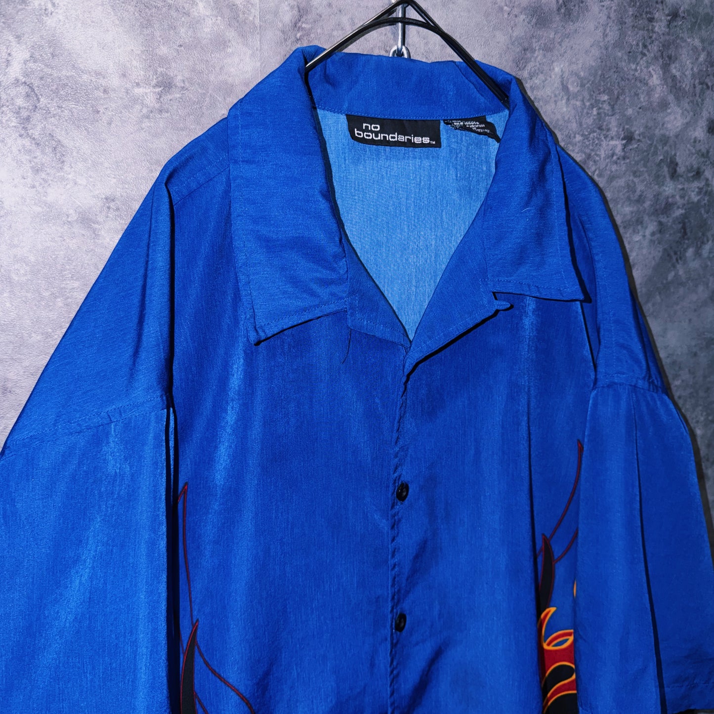 【doppio】vintage fire pattern print design open collar shirt