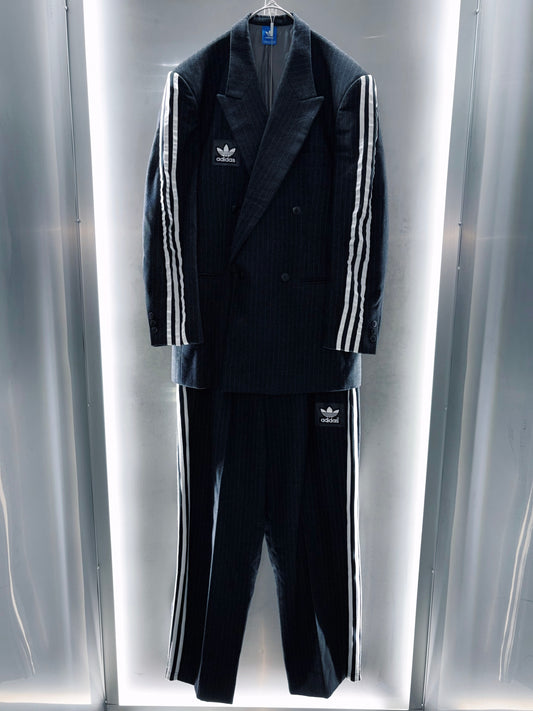special "original re:meke" vintage
"adidas"× vintage double breast SETUP three strip edition