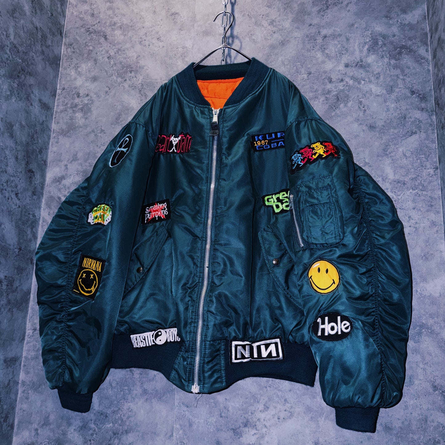 【doppio】vintage band logo patch design MA-1 jacket
