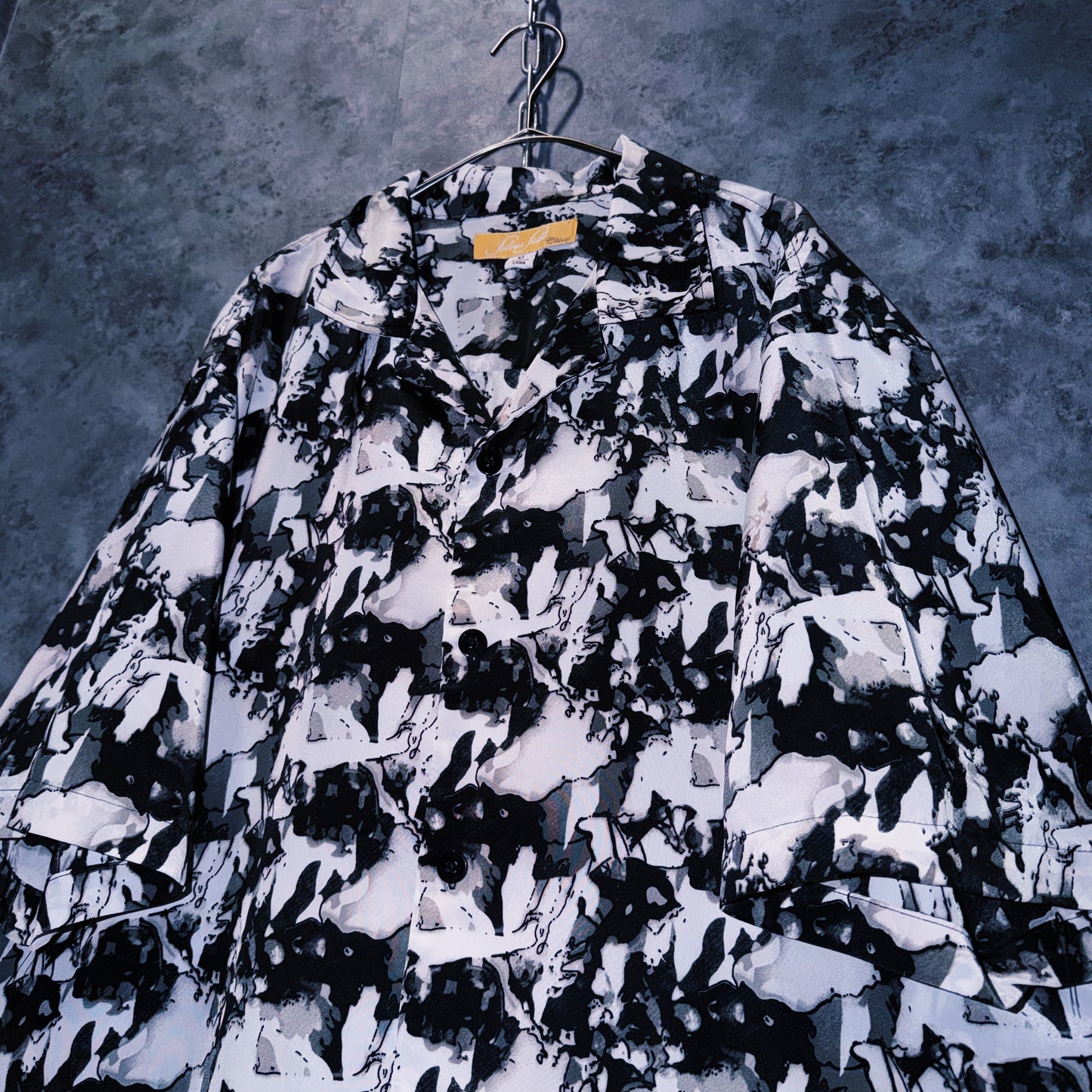 【doppio】vintage graphic print design open collar shirt
