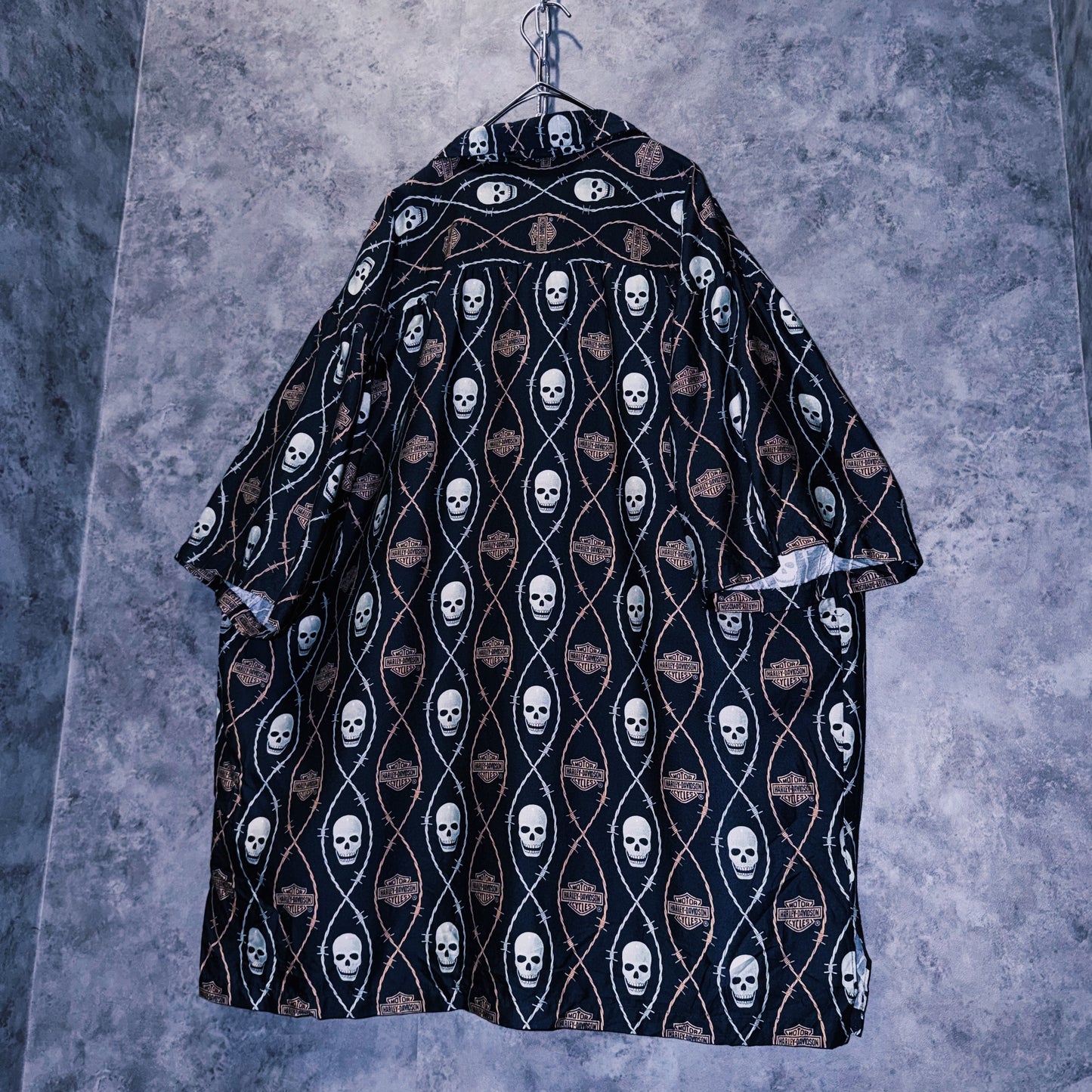 【doppio】vintage “Harley-Davidson” skull and spike print design open collar shirt