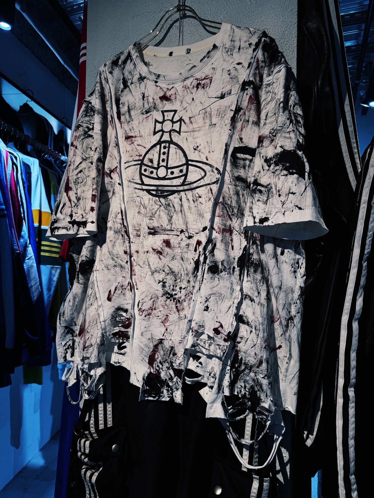 "vivid notes"The Anarchist's Layered Orbit T-shirt