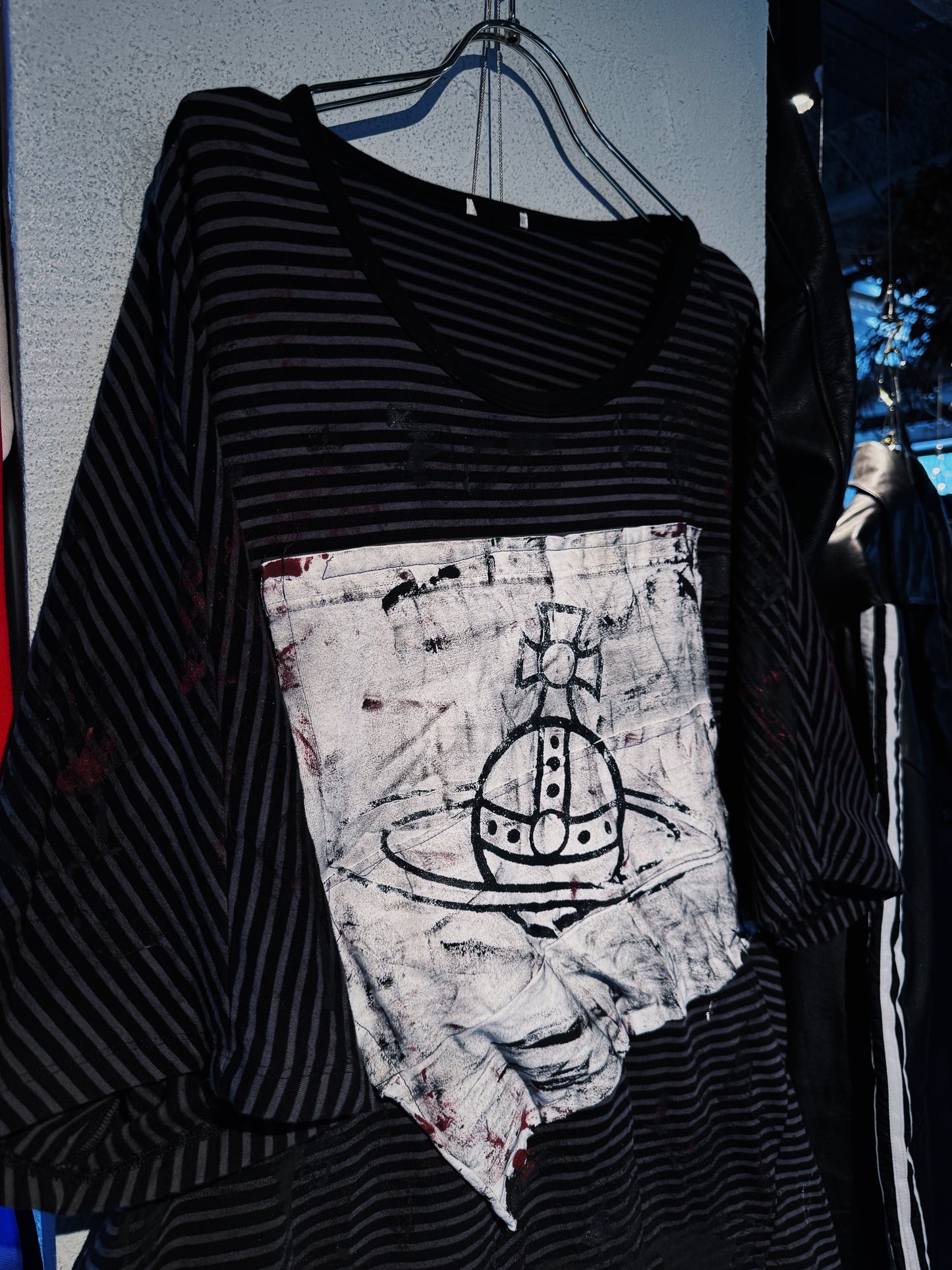 "vivid notes"The Anarchist's Layered Orbit T-shirt