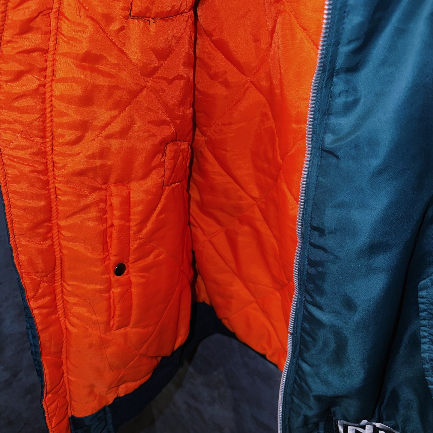 【doppio】vintage band logo patch design MA-1 jacket