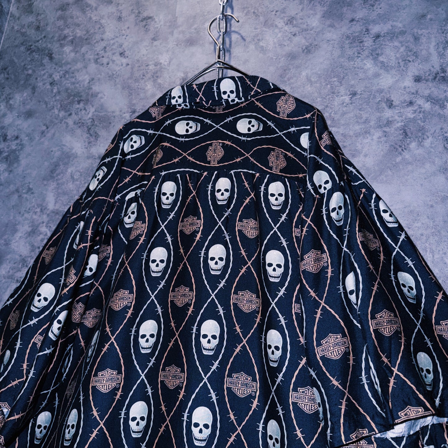【doppio】vintage “Harley-Davidson” skull and spike print design open collar shirt