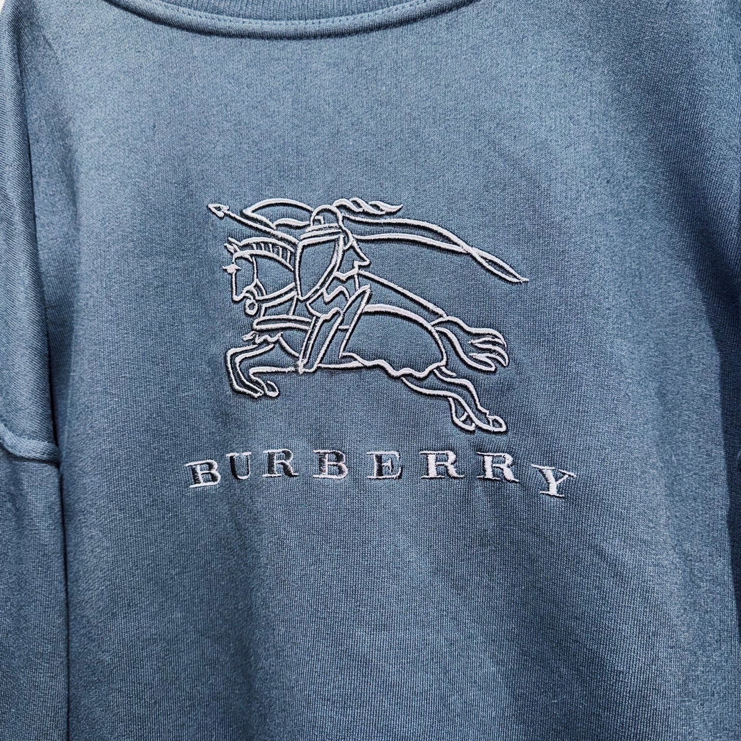 "BURBERRY"signature logo graphic design  pullover sweat