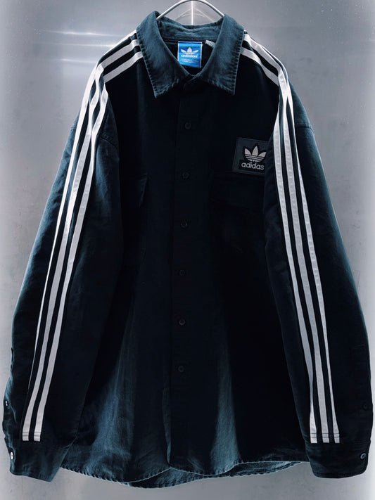 special "original re:meke" vintage
"adidas"× vintage loose shirt three strip edition