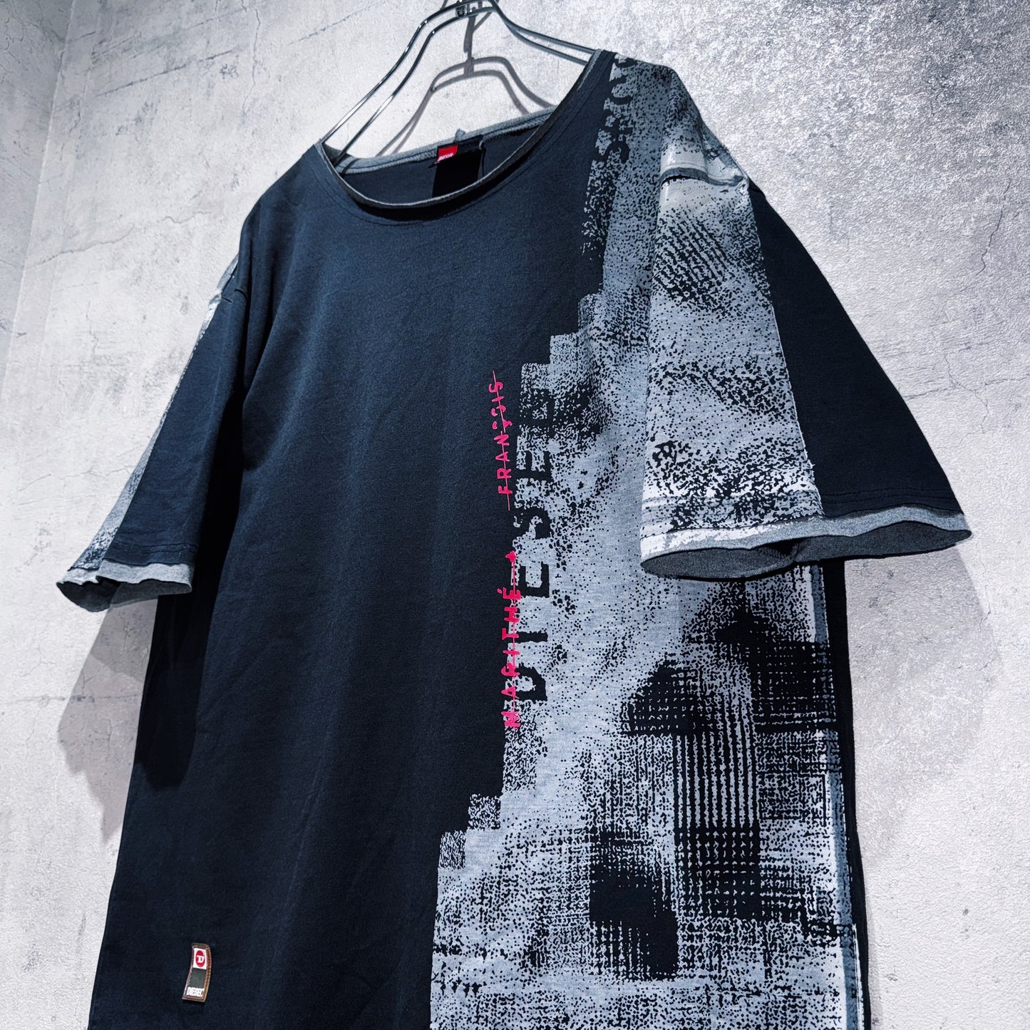 "DIESEL"coating like design box silhouette T shirt