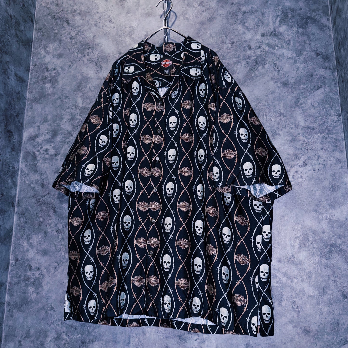 【doppio】vintage “Harley-Davidson” skull and spike print design open collar shirt