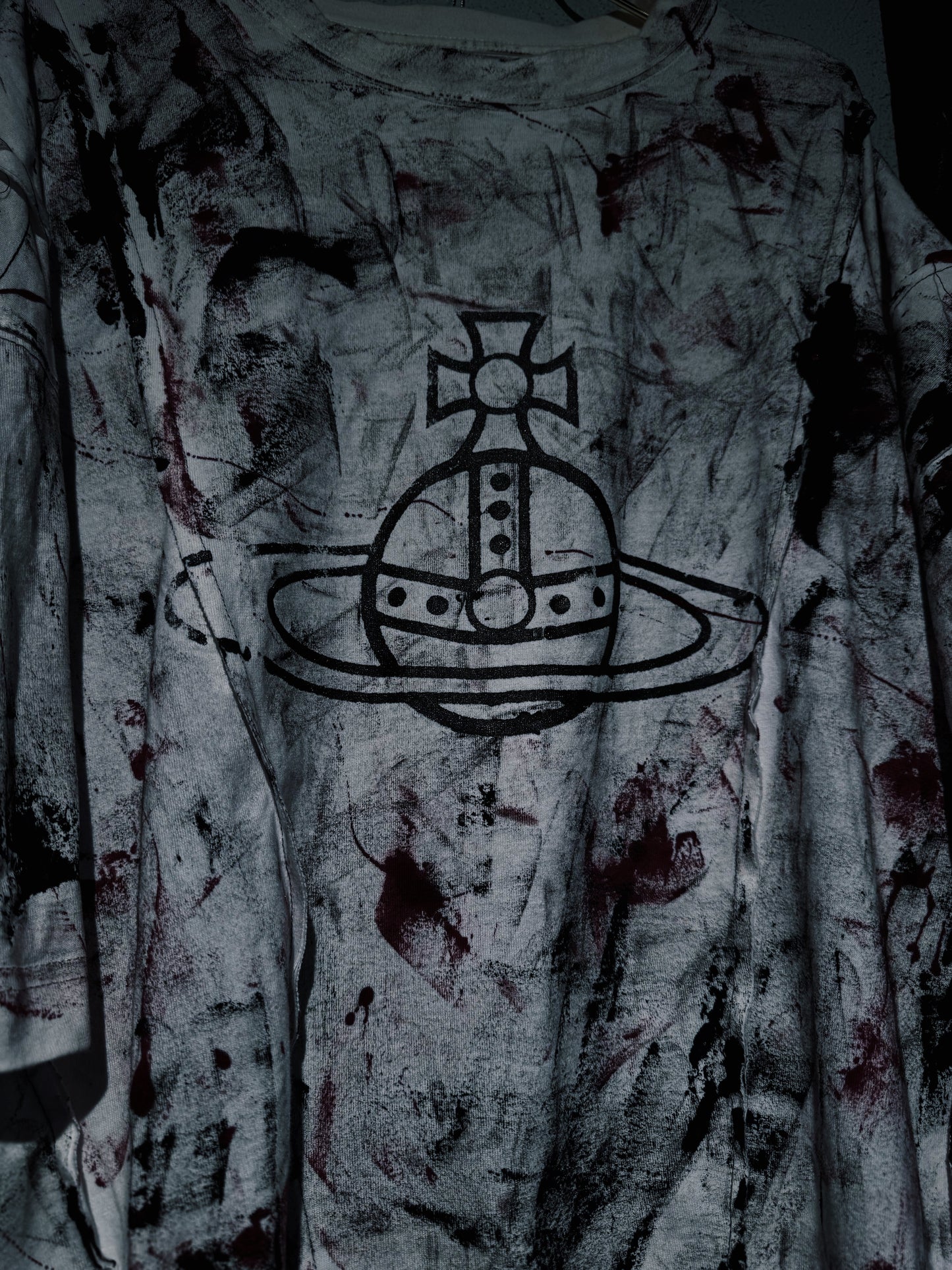 "vivid notes"The Anarchist's Layered Orbit T-shirt