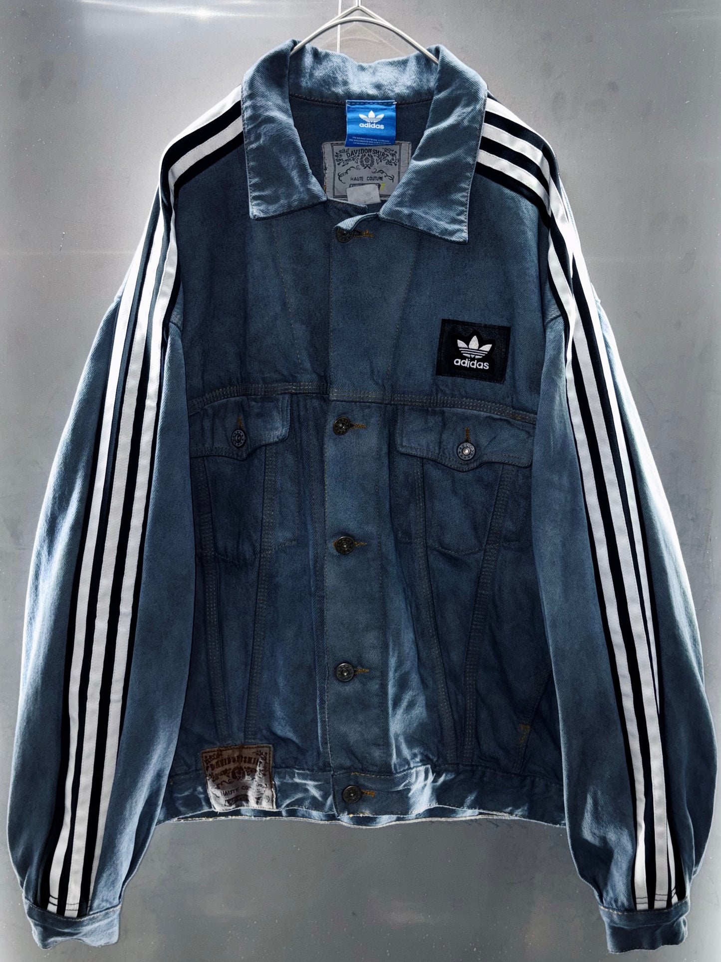 special "original re:meke" vintage
"adidas"× vintage denim jacket three strip edition