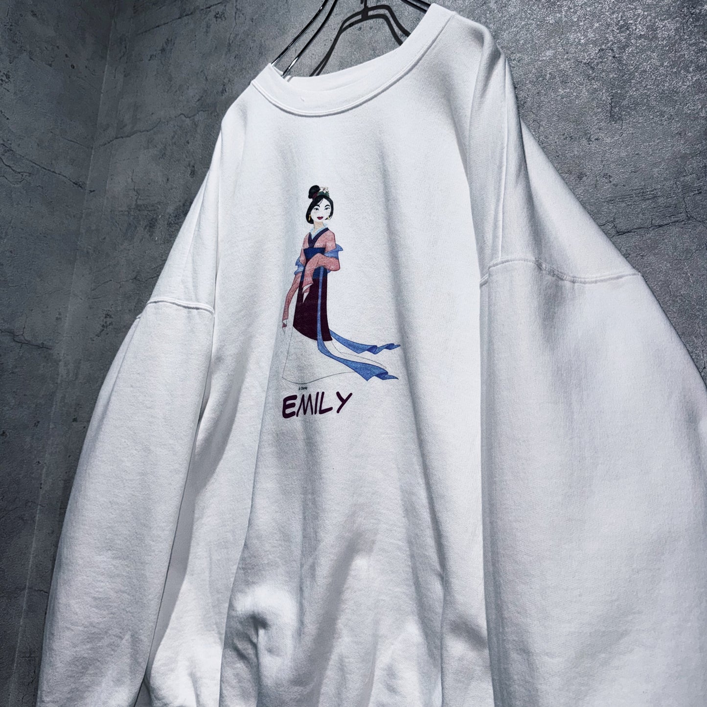 90's"MULAN"single print design pullover sweat