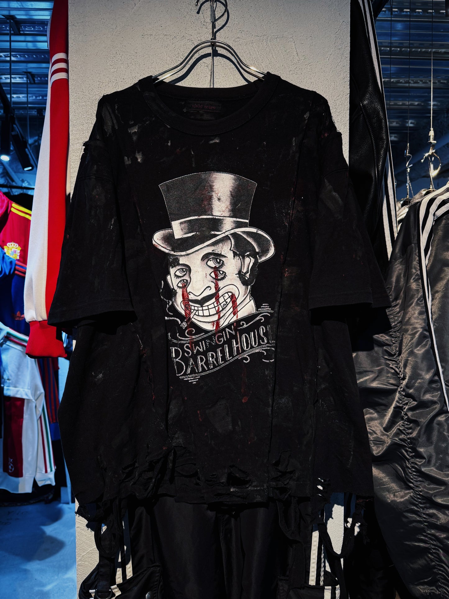 "vivid notes"graphic print coating design Layered T-shirt