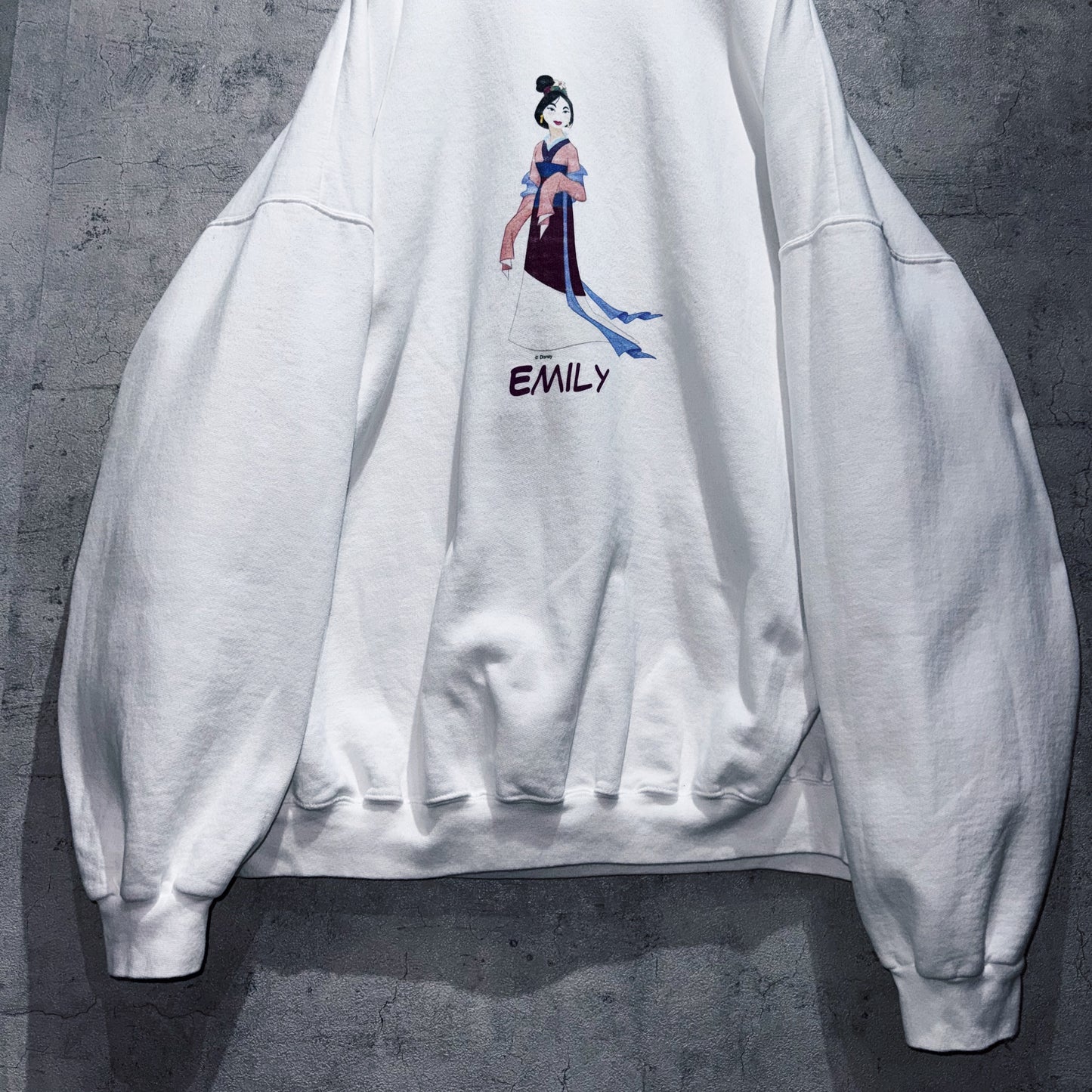 90's"MULAN"single print design pullover sweat