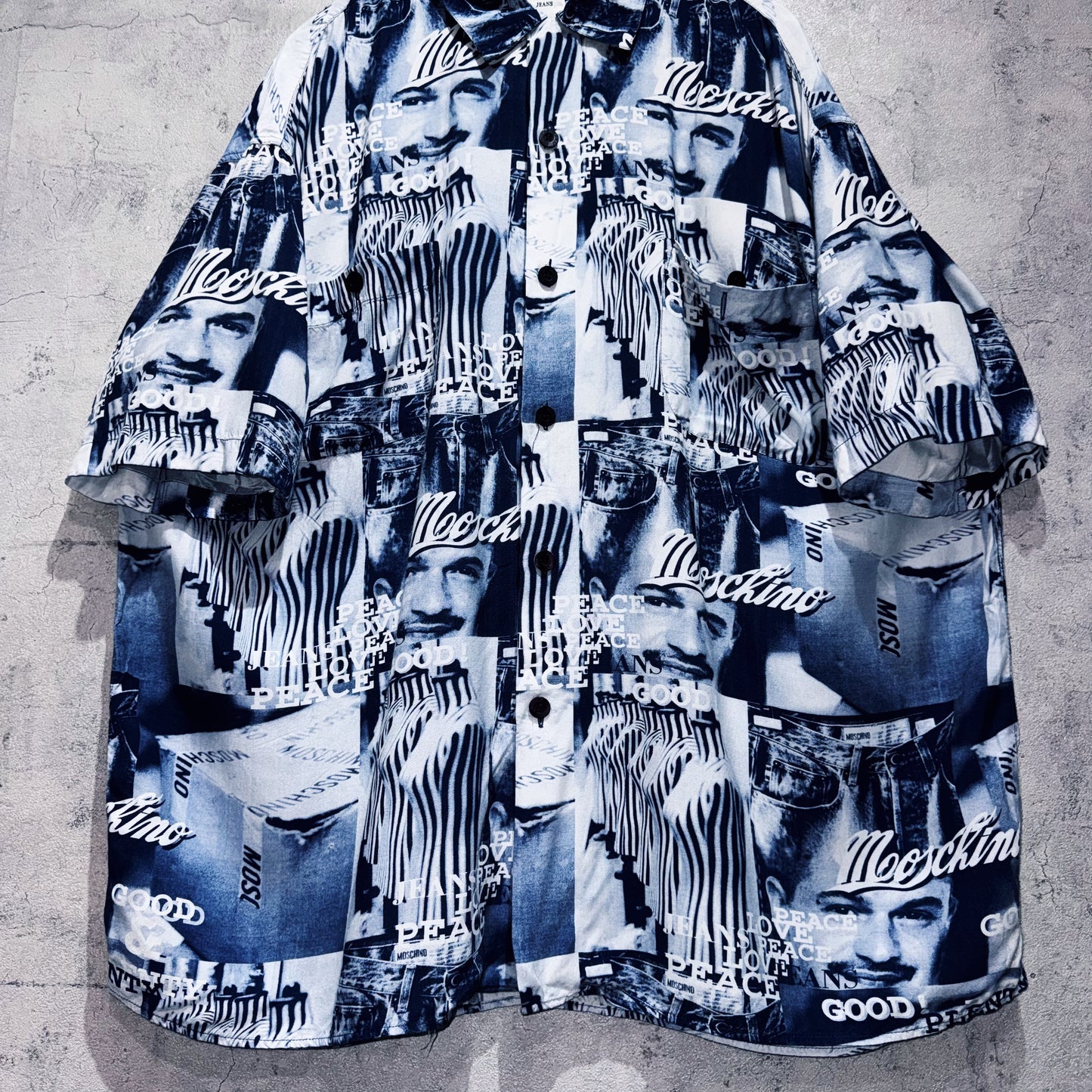 "MOSCHINO"all over pattern design short sleeve shirt